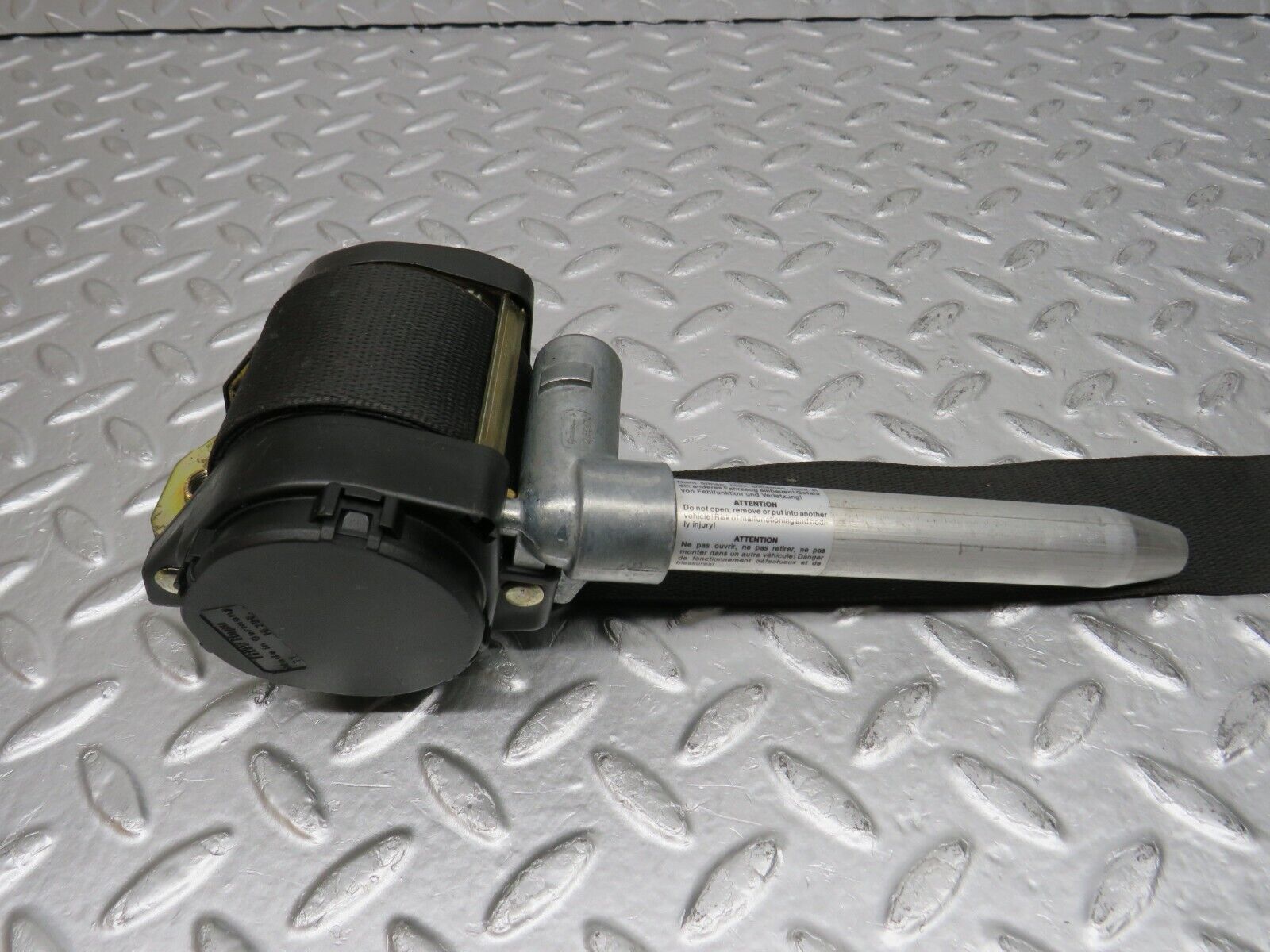 32635 Mercedes-Benz S124 300TE Front Right Seat Belt With Buckle 1248604085