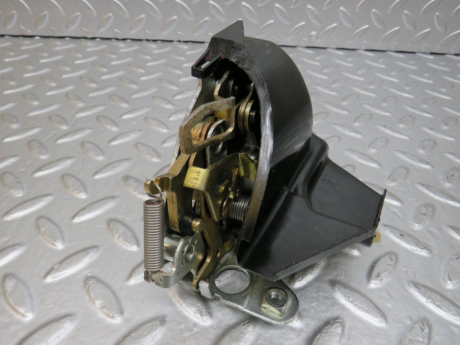 25459 Mercedes-Benz W123 200 Rear Right Door Lock Mechanism 1237230208