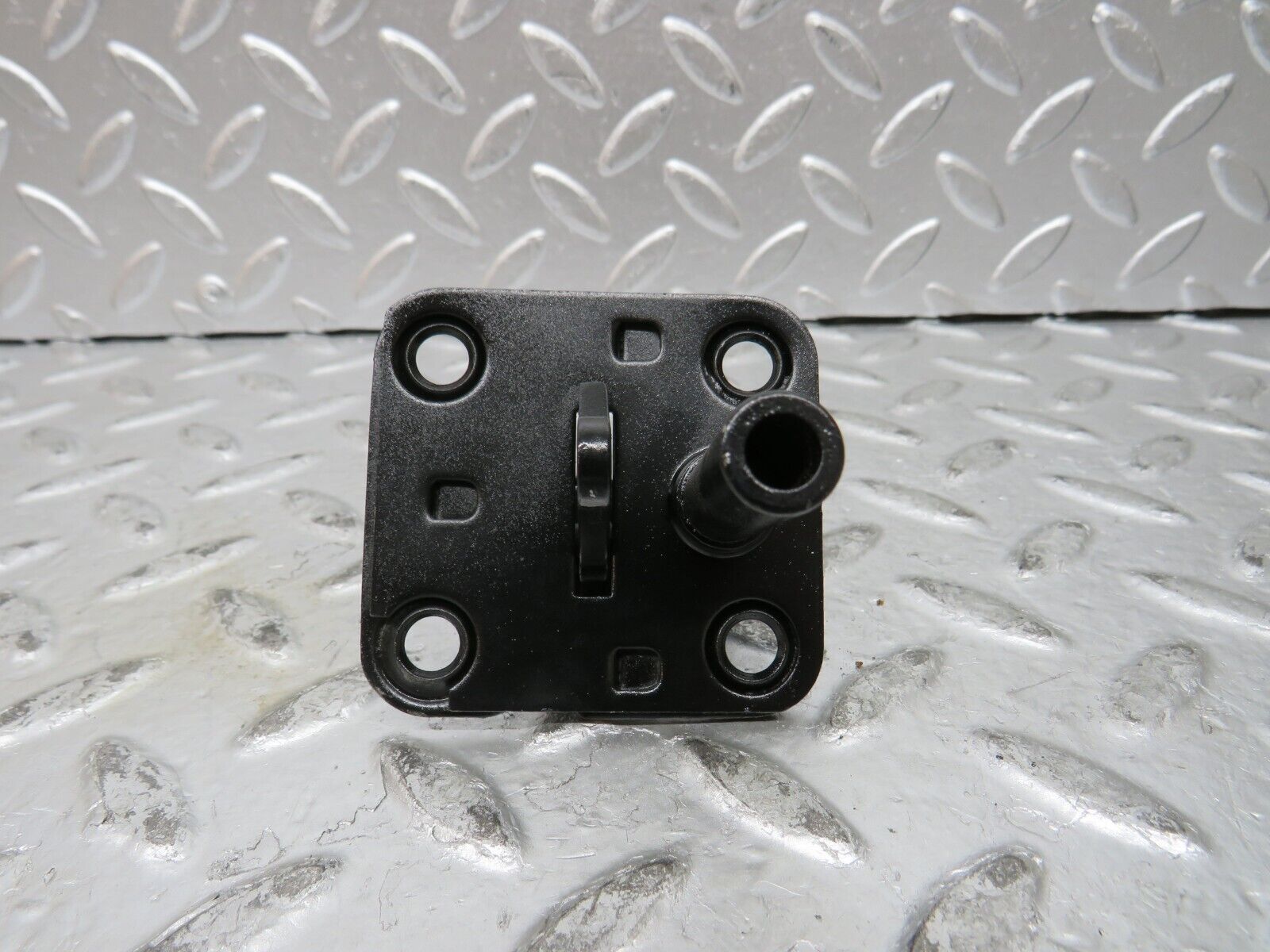 27446 Mercedes-Benz W123 280E Bonnet Lock Latch