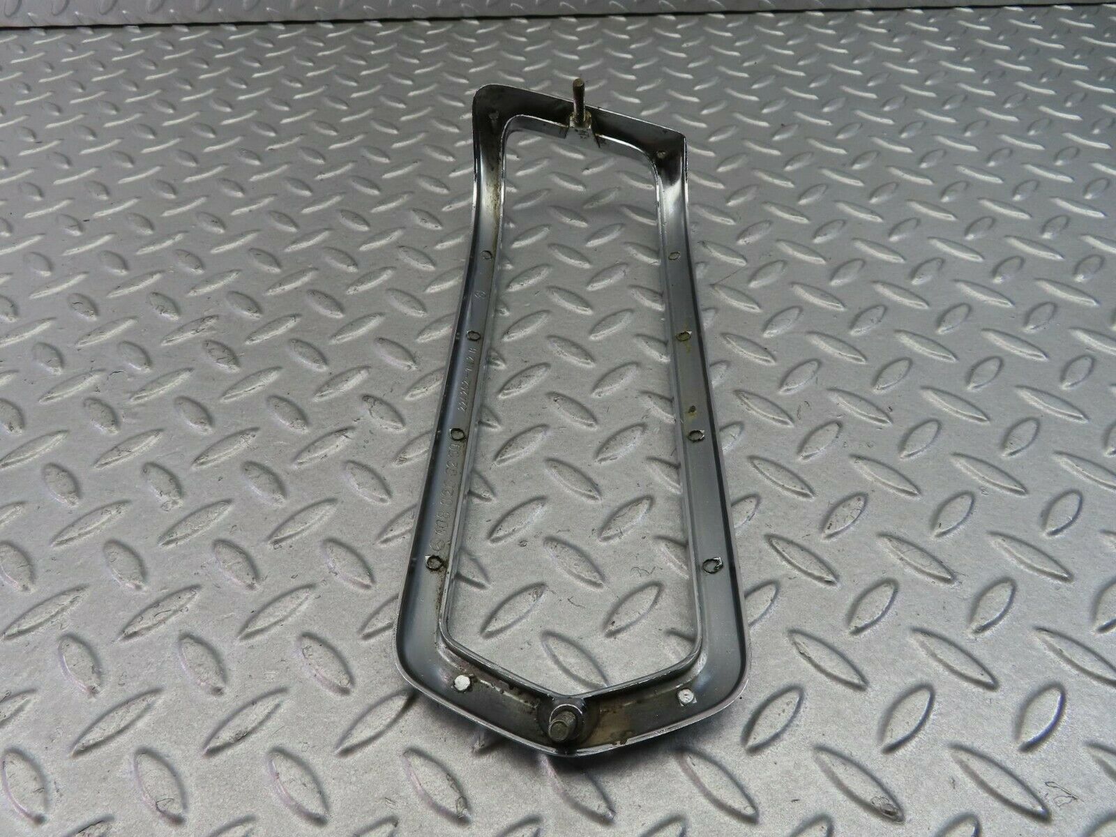 8099 Mercedes-Benz W108 Tail Light Chrome Frame Right 1088260259
