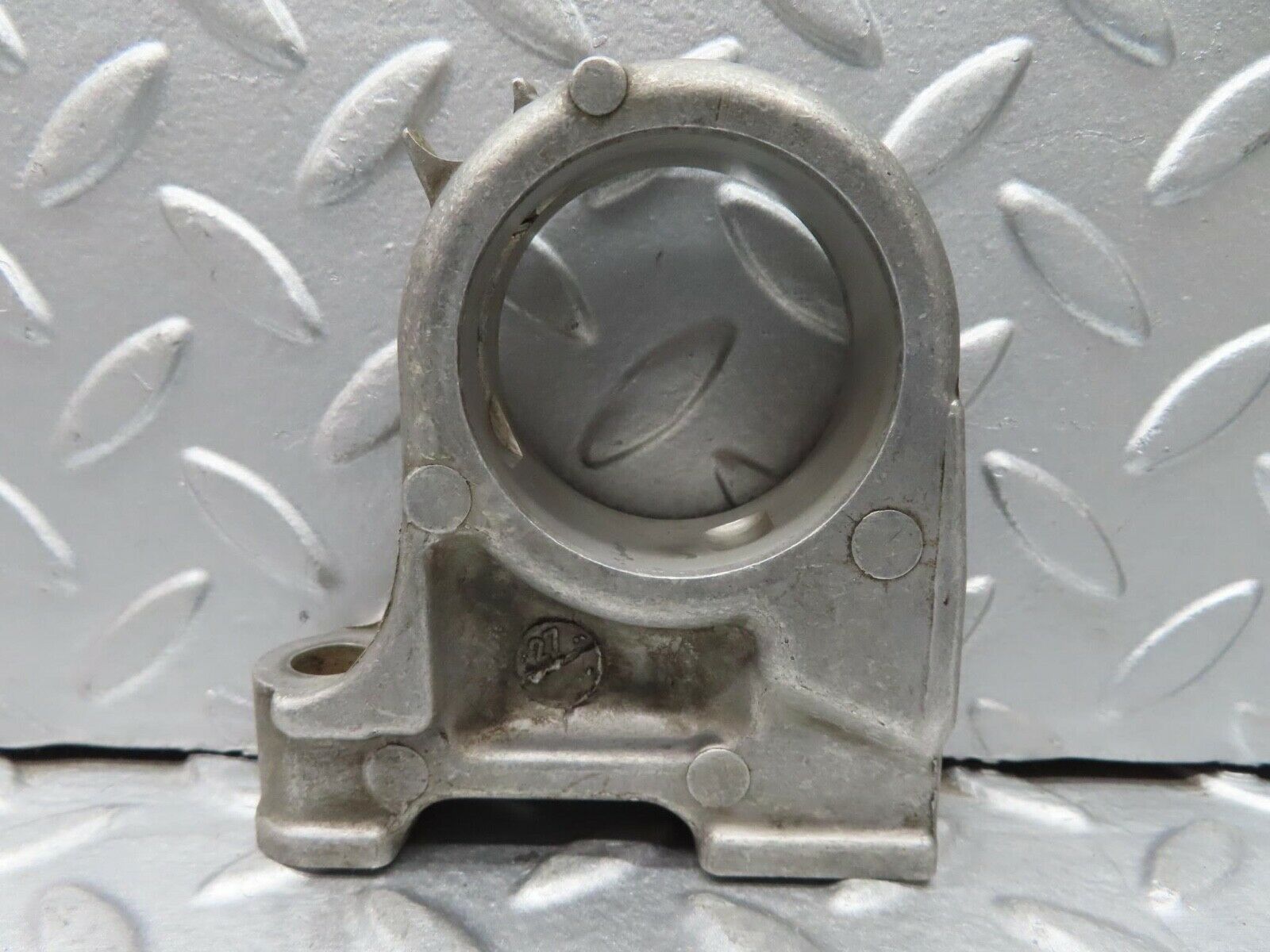 16721 Mercedes-Benz C107 380SLC Camshaft Tower Bearing 1160514612