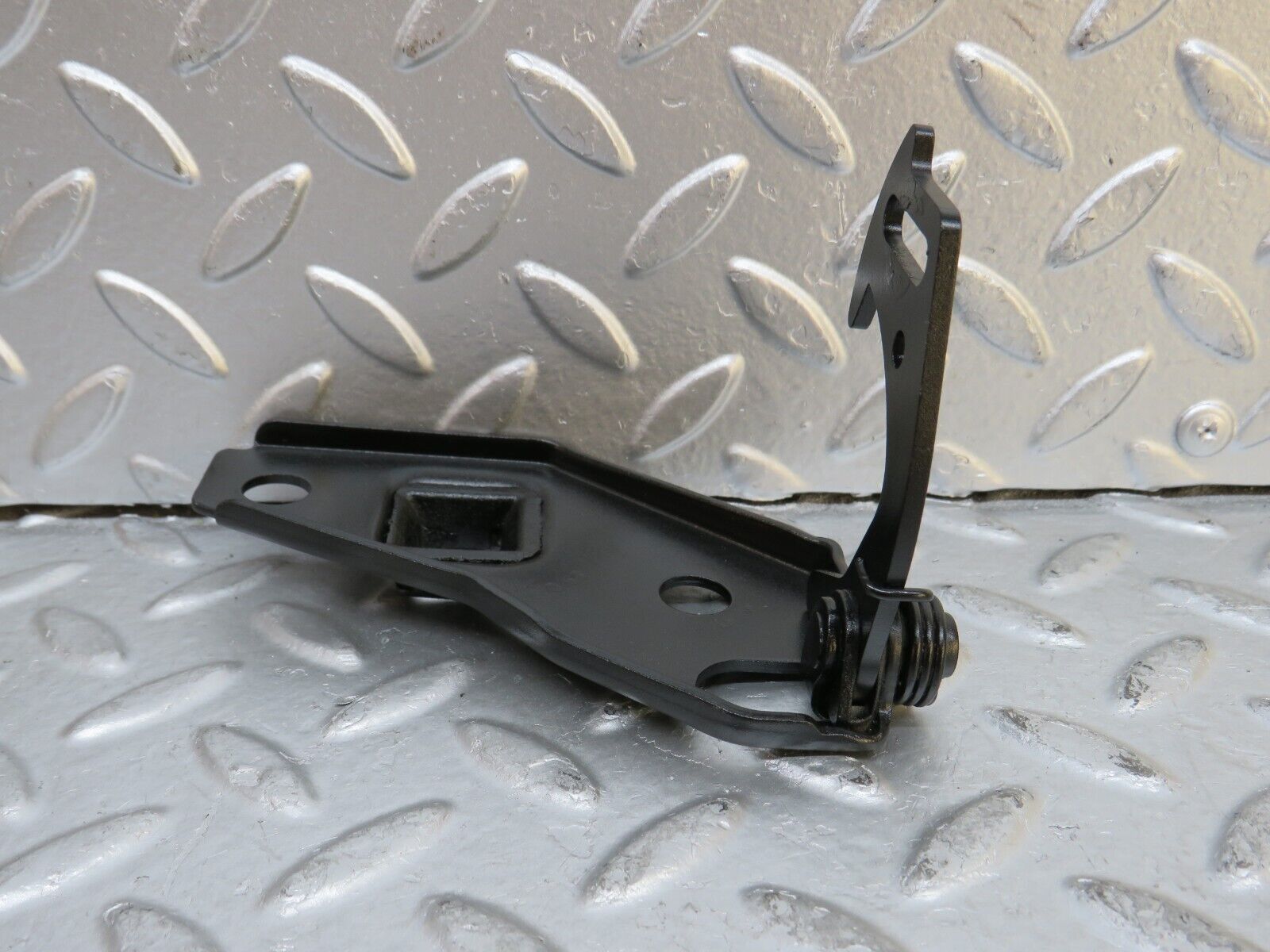 29434 Mercedes-Benz W124 230E Bonnet Release Latch 1248800360