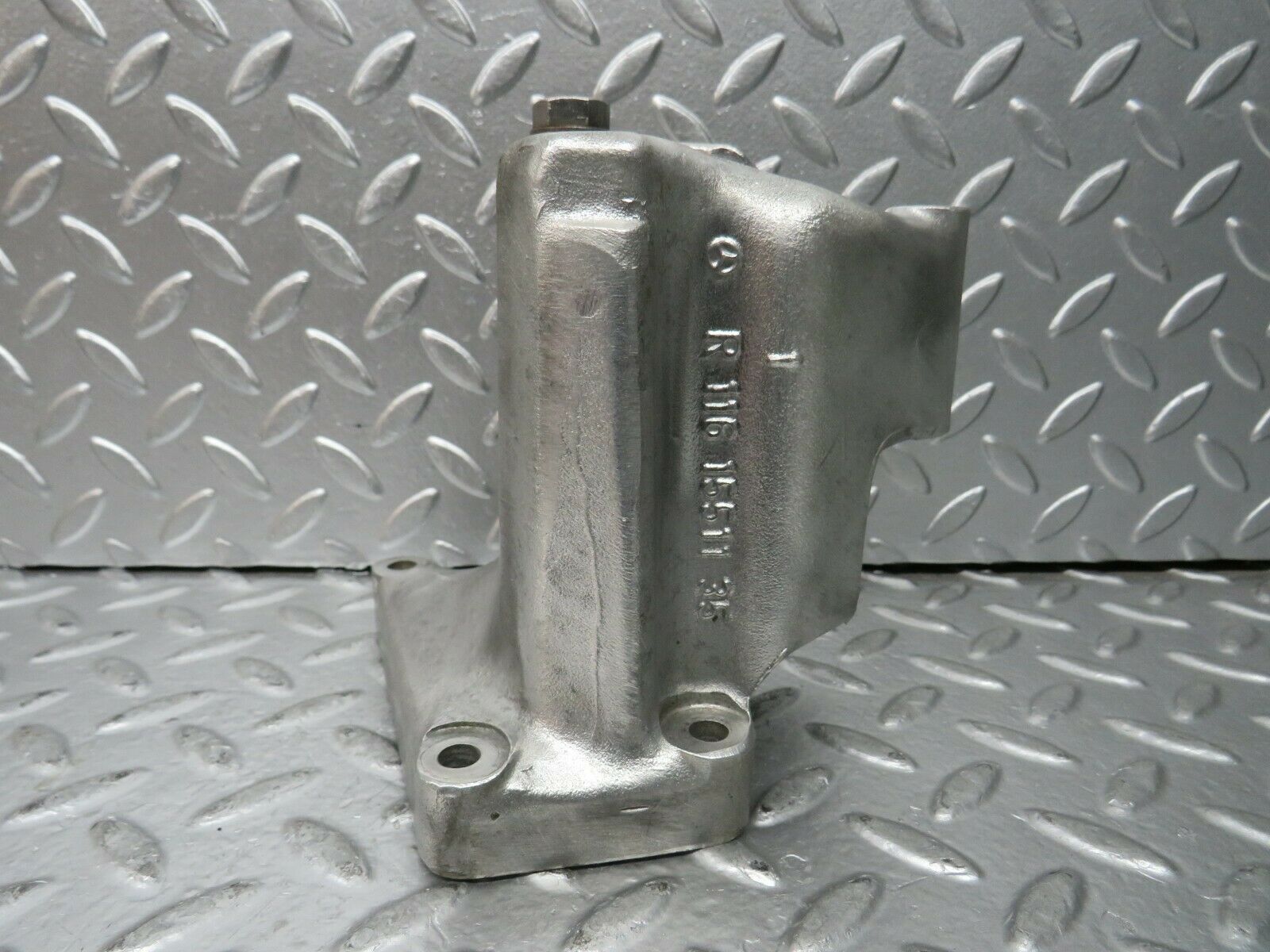 23289 Mercedes-Benz W116 350SE Alternator Generator Bracket 1161551135