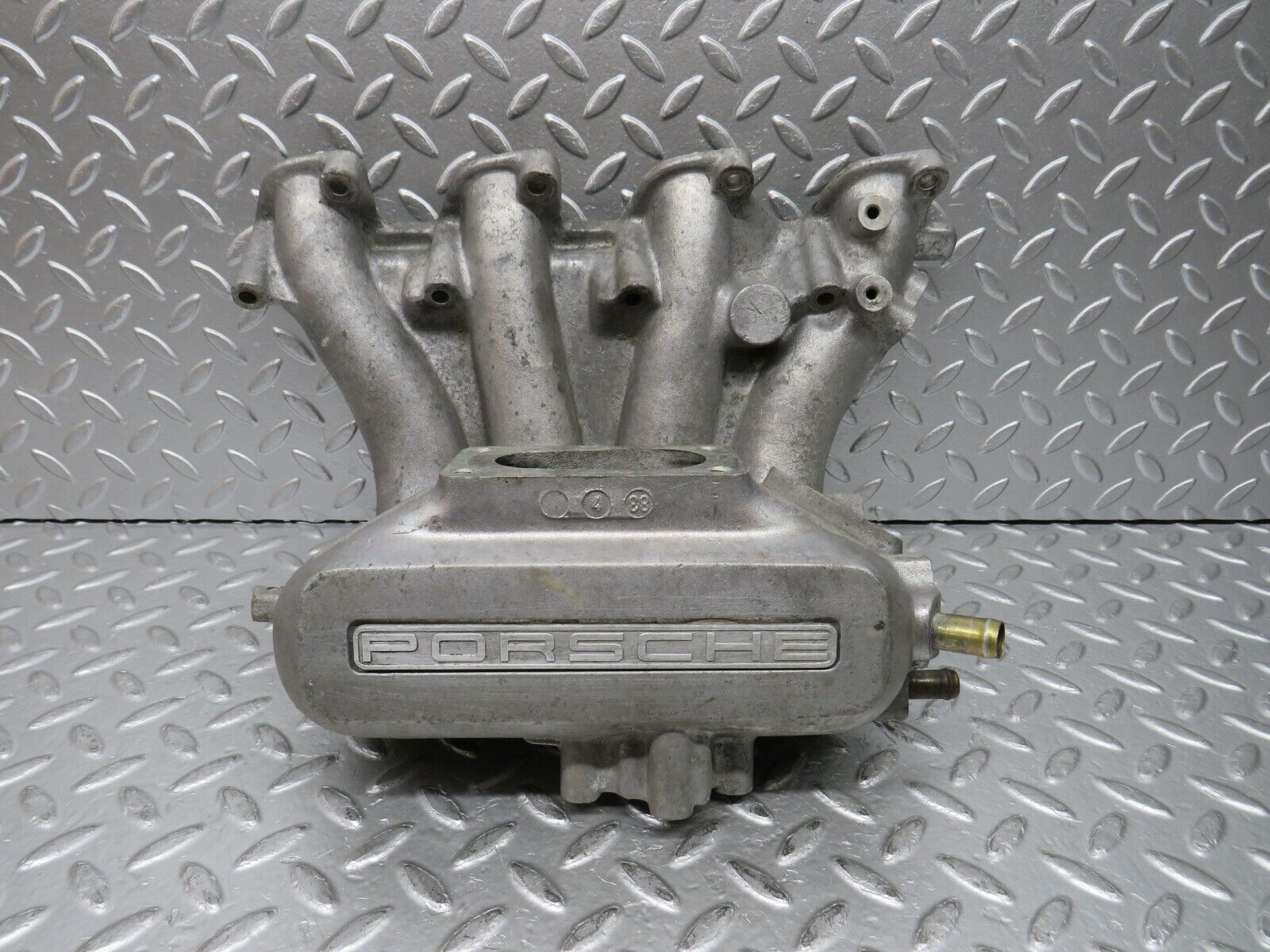 30150 Porsche 924 Intake Manifold 477133221