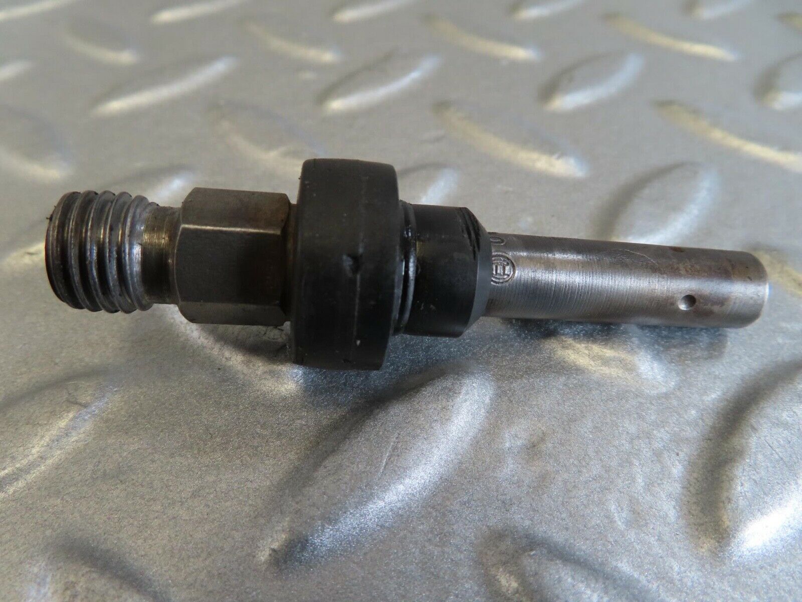 14034 Mercedes-Benz C107 280SLC Fuel Injector Bosch 0437502010