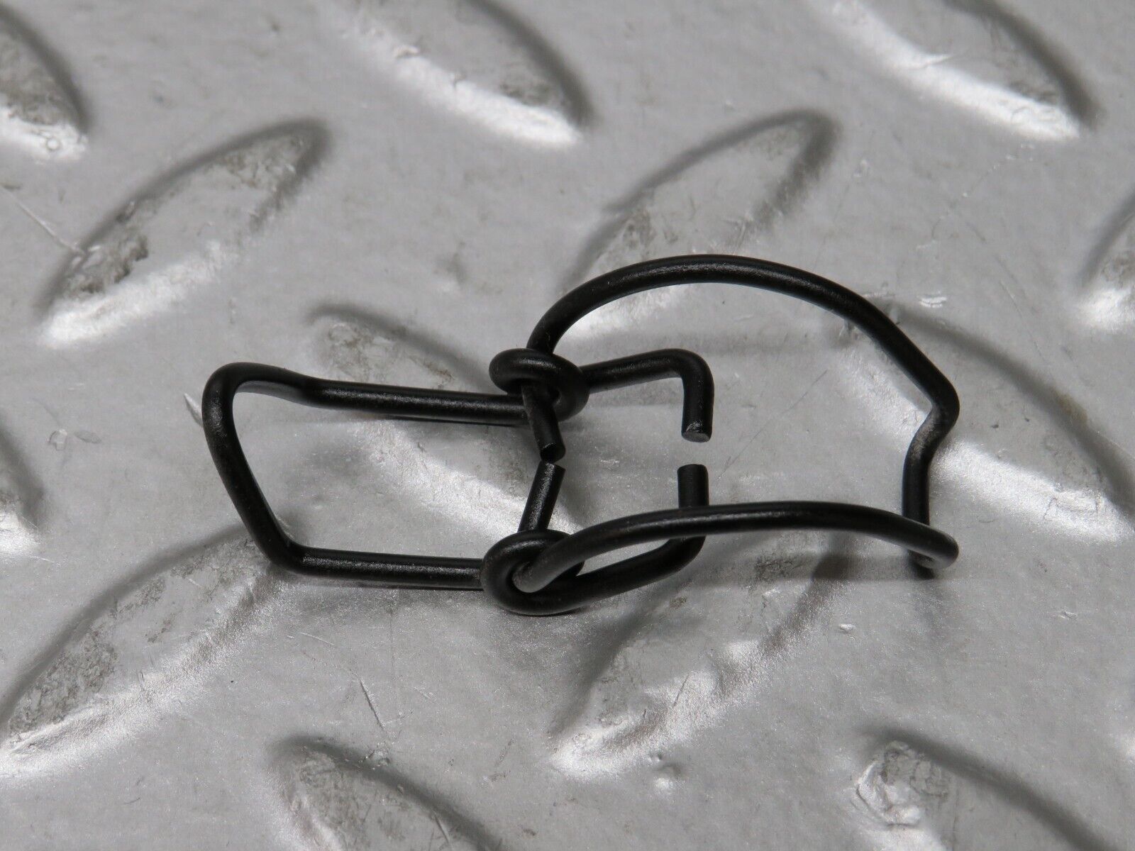 29713 Mercedes-Benz W123 230E Air Filter Box Housing Clip Set 7x