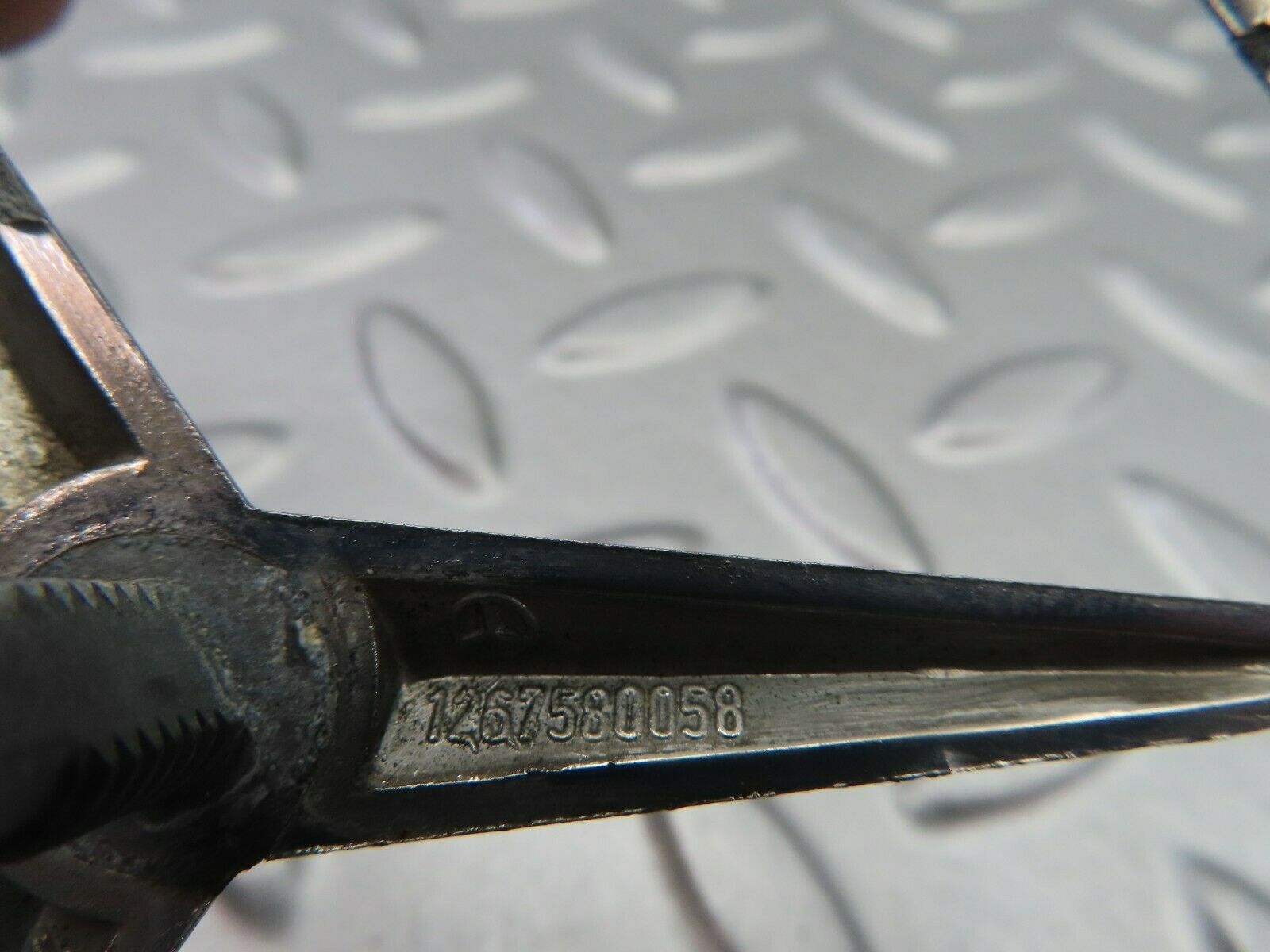 6404 Mercedes-Benz W126 380SE Trunk Boot Lid Emblem 1267580058