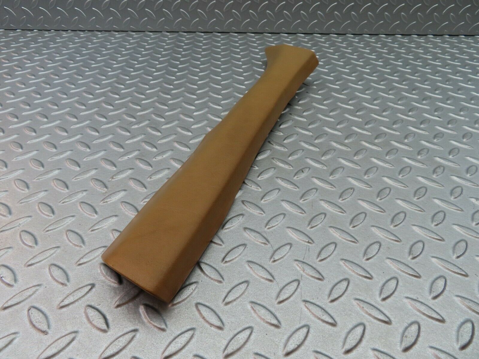 6136 Mercedes-Benz W126 380SE A Pillar Cover Left Side