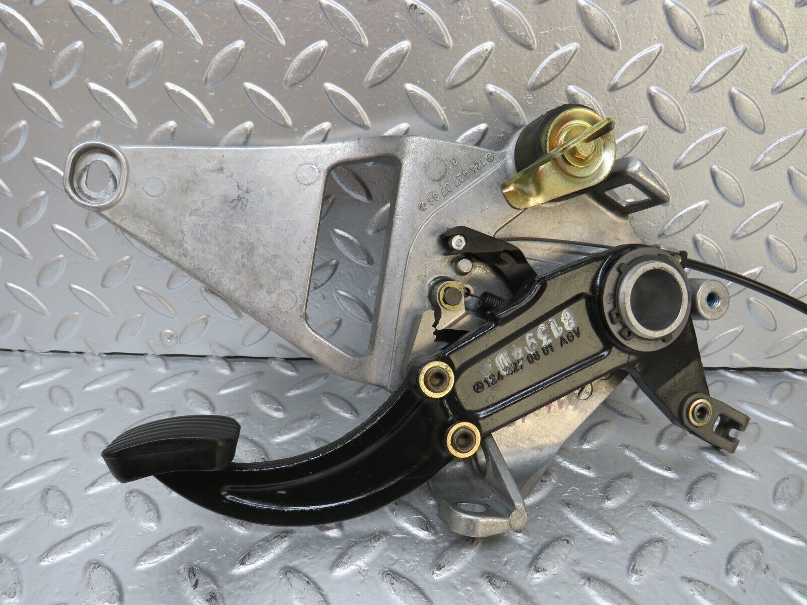 25758 Mercedes-Benz W124 280E Parking Brake Pedal 1244270736 1244270801