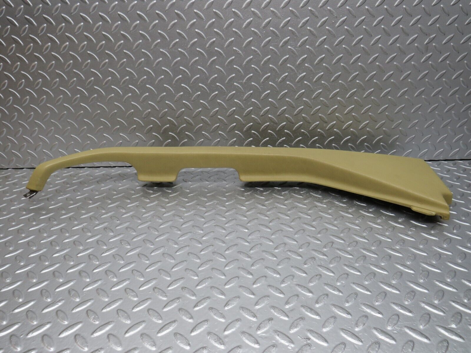 34286 Mercedes-Benz C126 380SEC Coupe Left Door Handle Arm Rest