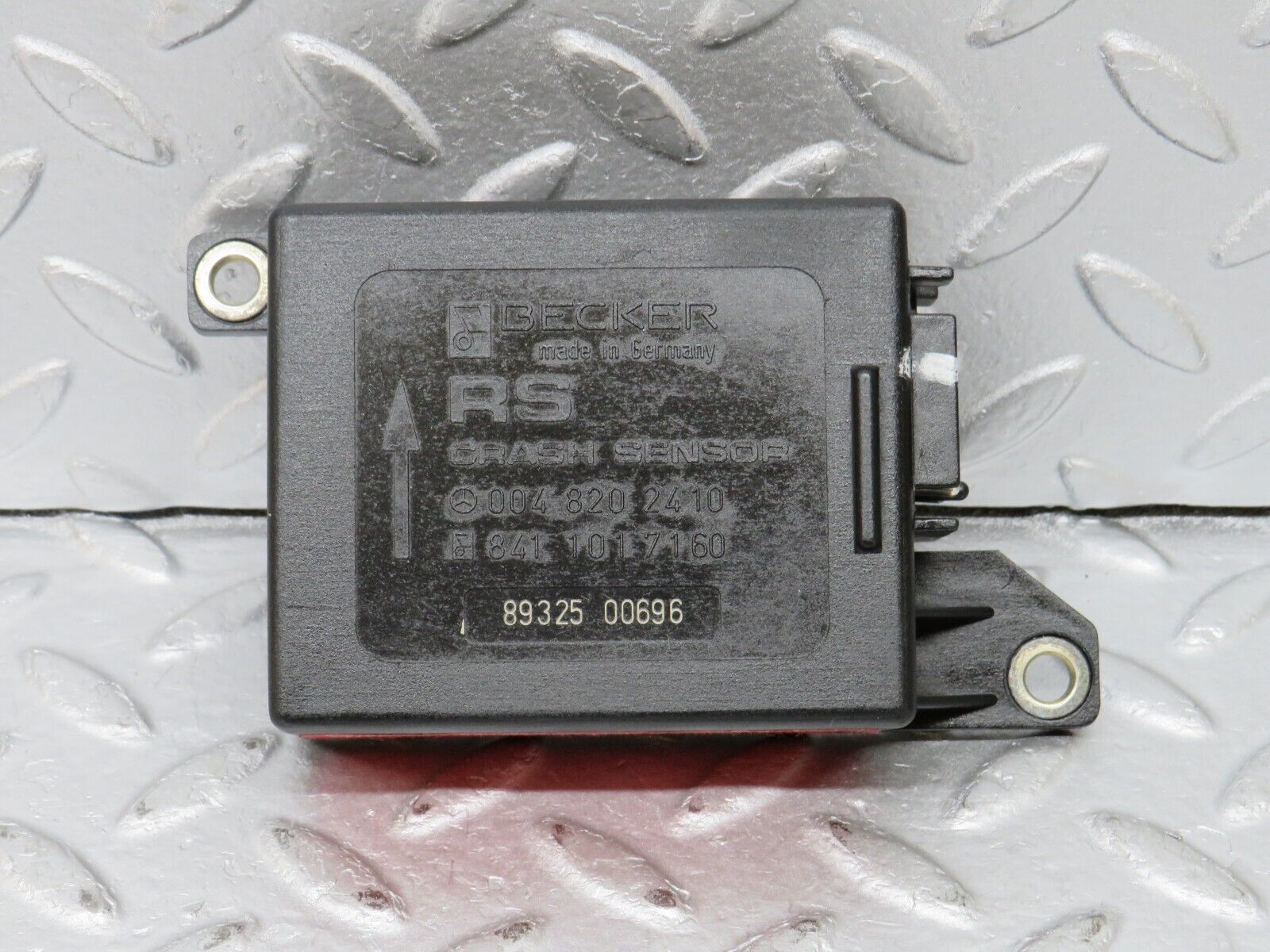 36096 Mercedes-Benz W126 420SE Airbag Crash Sensor 0048202410 8411017160