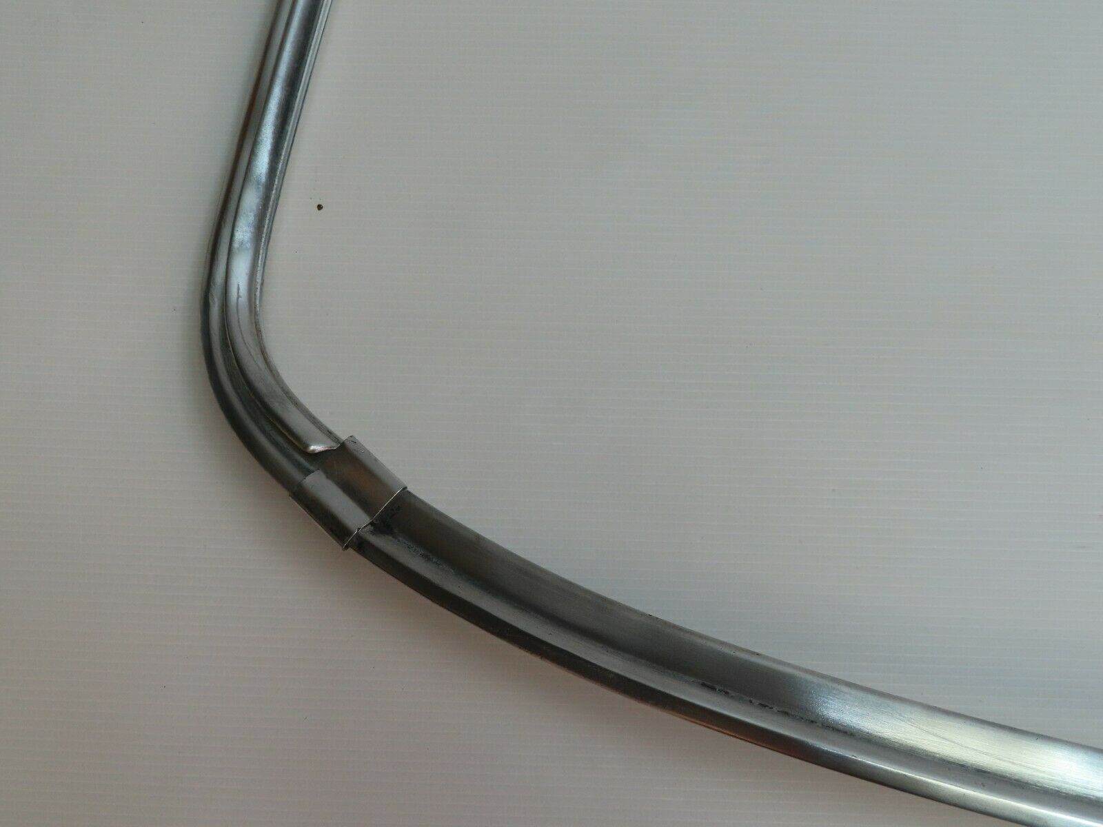 4477 Mercedes-Benz W123 230E Rear Windscreen Chrome Trim
