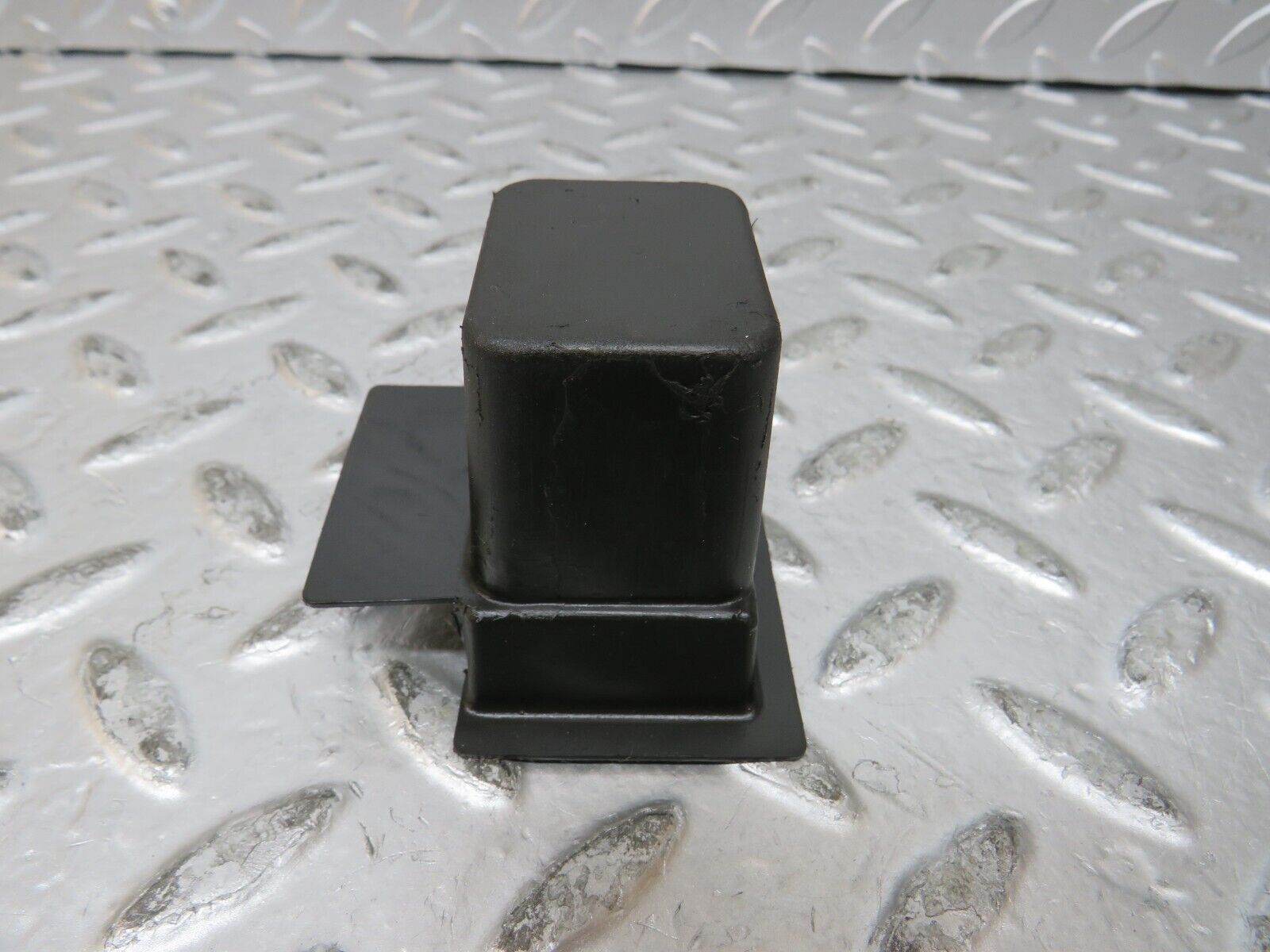 27263 Mercedes-Benz W123 280E Electric Window Switch Bucket 1238210265