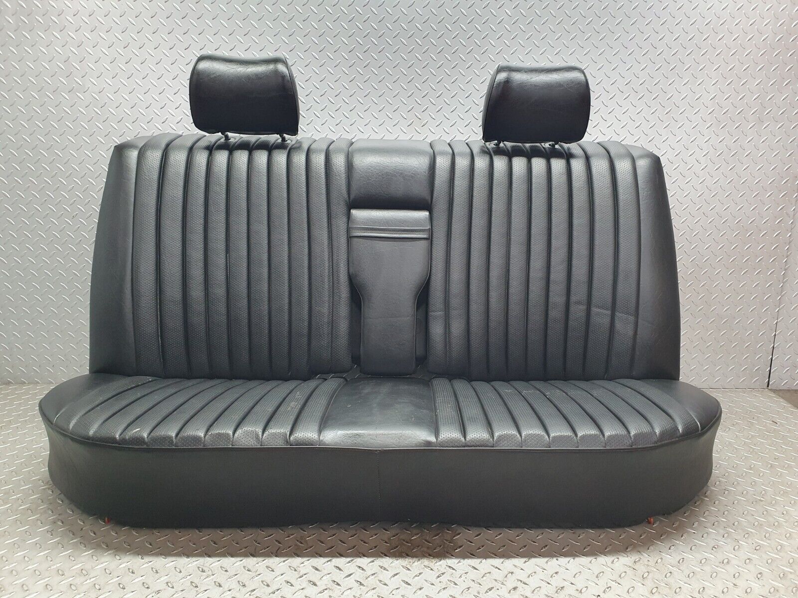 40811 Mercedes-Benz W123 300D Rear Seat Leather Black 1269201616