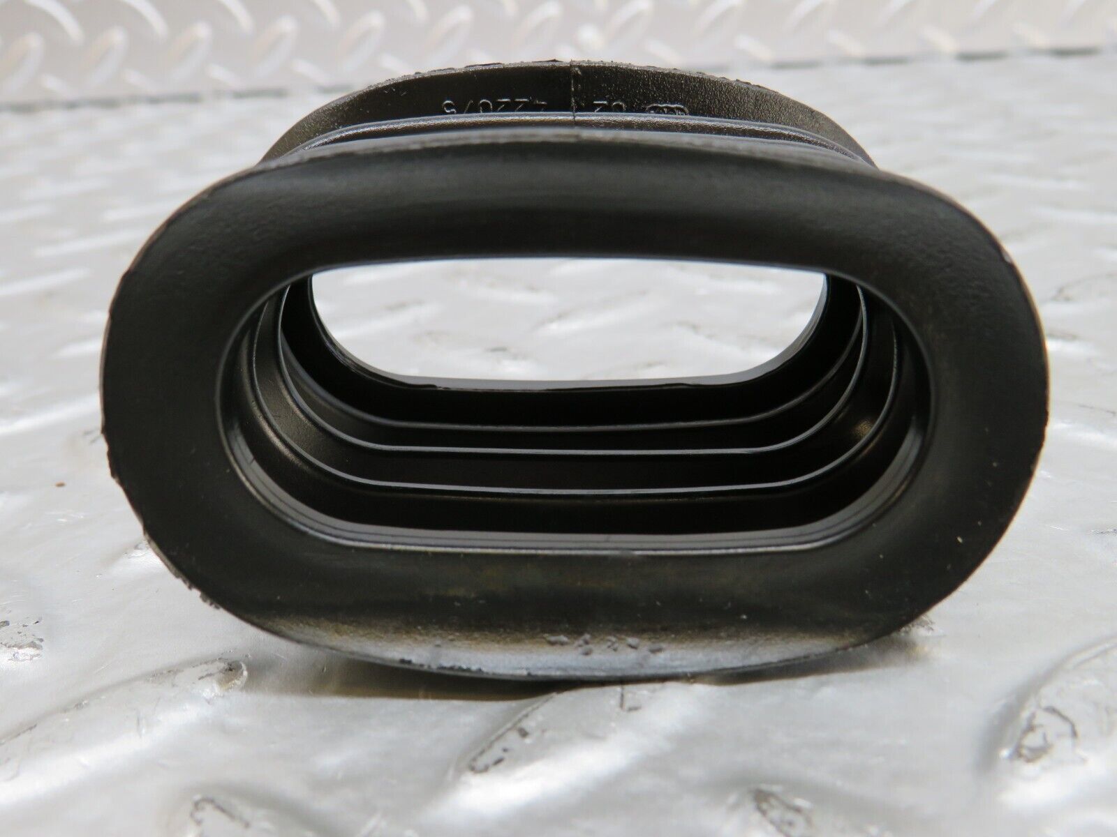 26522 Mercedes-Benz C124 220CE Door Wire Protector Rubber 1248210197