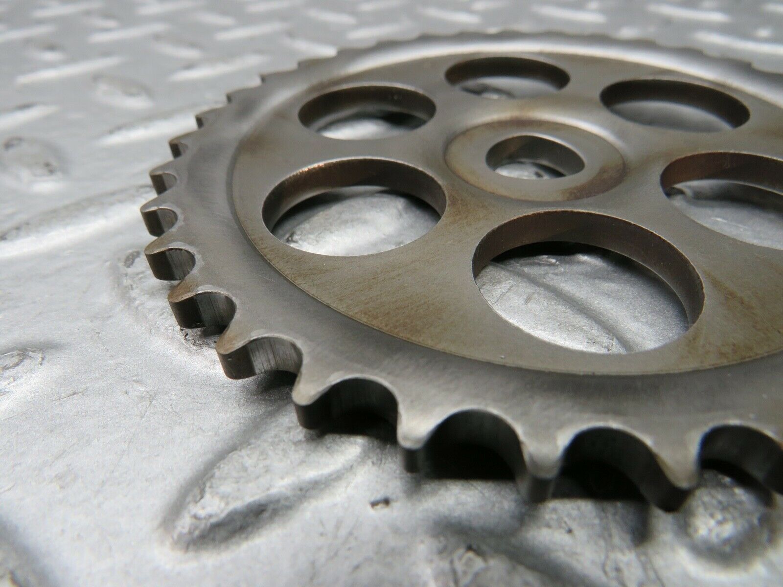 21728 Mercedes-Benz W126 300SE Oil Pump Gear Sprocket