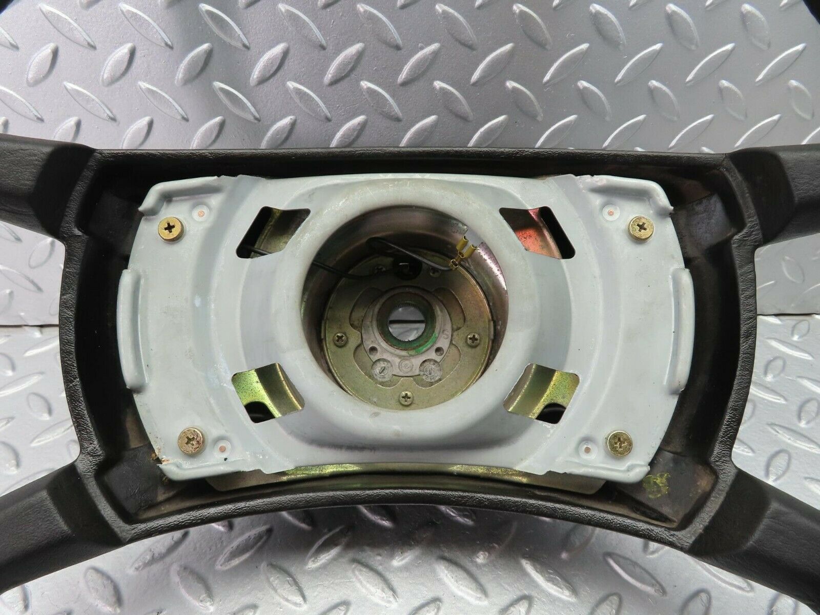 9918 Mercedes-Benz C123 230CE Coupe Steering Wheel 1264640017