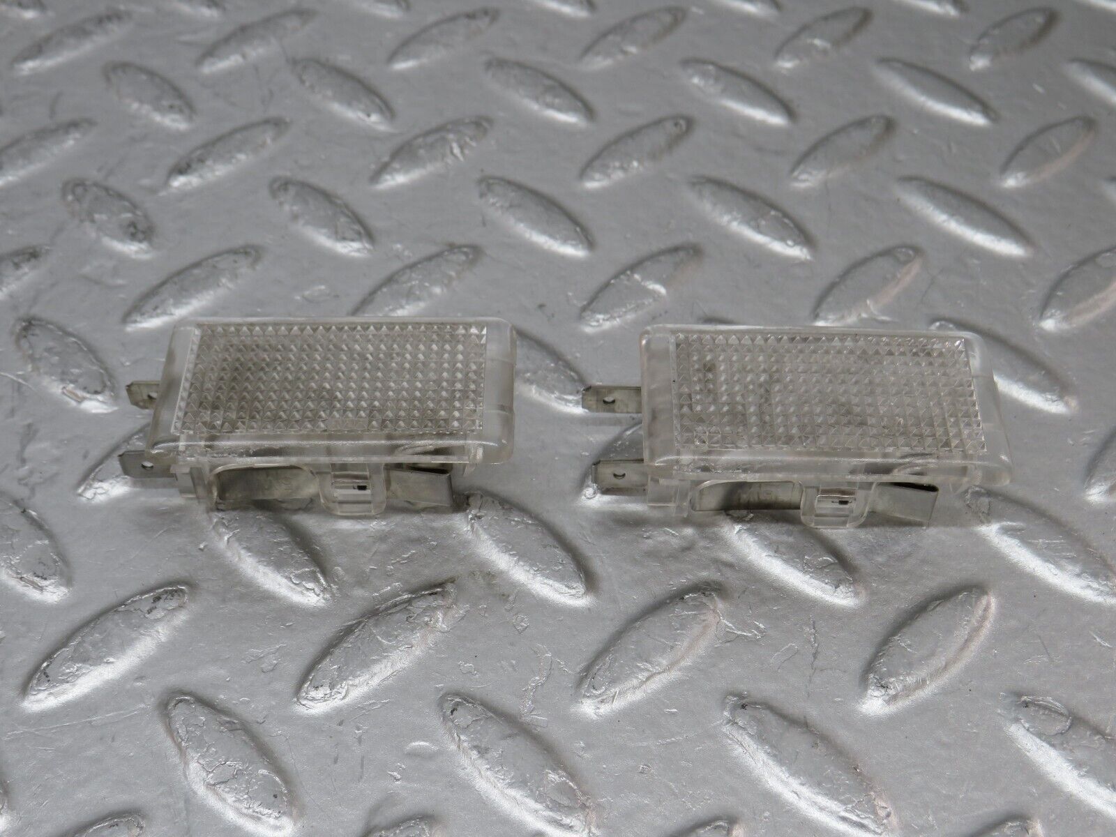 34758 Mercedes-Benz W210 320E Door Interior Light 2x