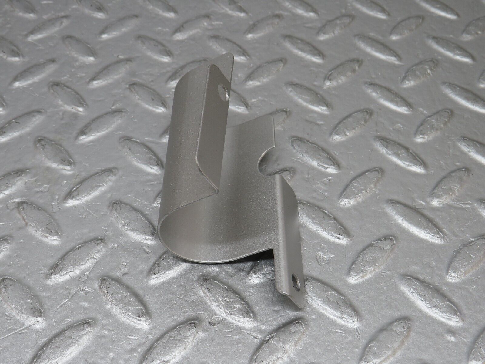 37558 Mercedes-Benz W109 300SEL Cable Wire Heat Shield