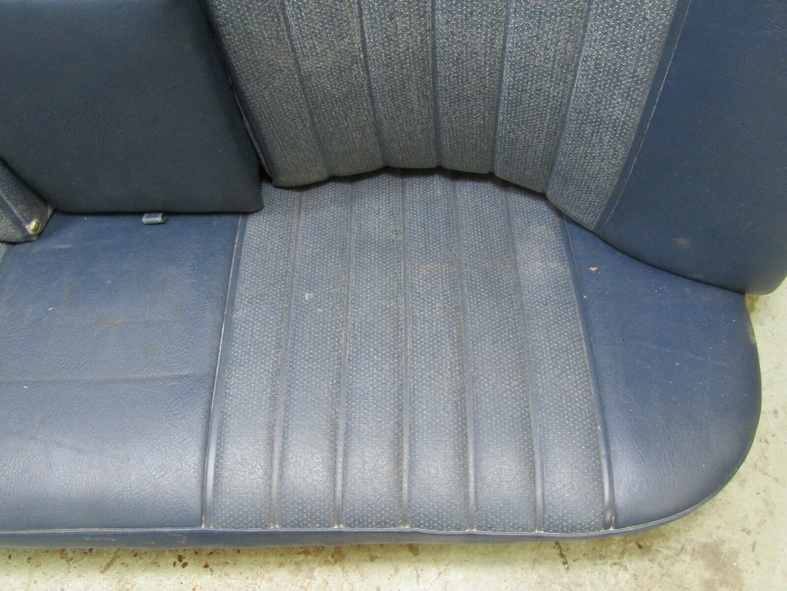 3256 Mercedes-Benz W108 Rear Seat Blue Faux Leather 1089240116