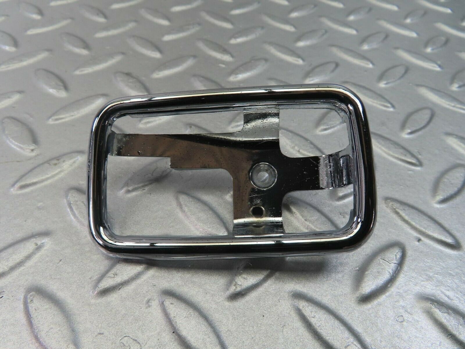 8884 Mercedes-Benz W108 Chrome Frame For Door Opener Left 1087660511