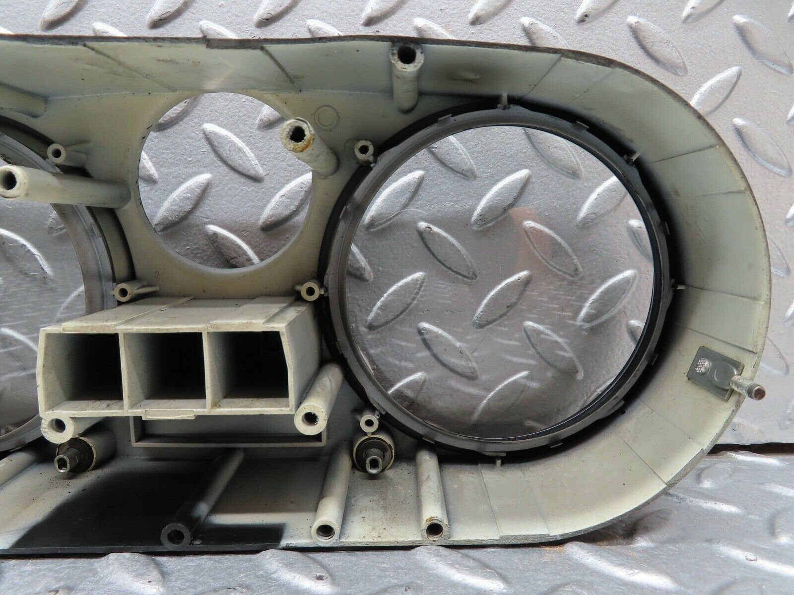 3101 Mercedes-Benz W115 220D Instrument Cluster Housing