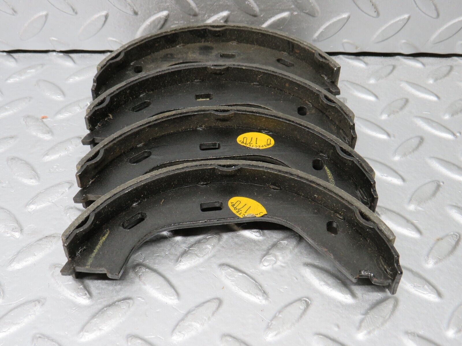 38202 Mercedes-Benz Rear Axle Brake Shoes Set CBS New Box No. 160