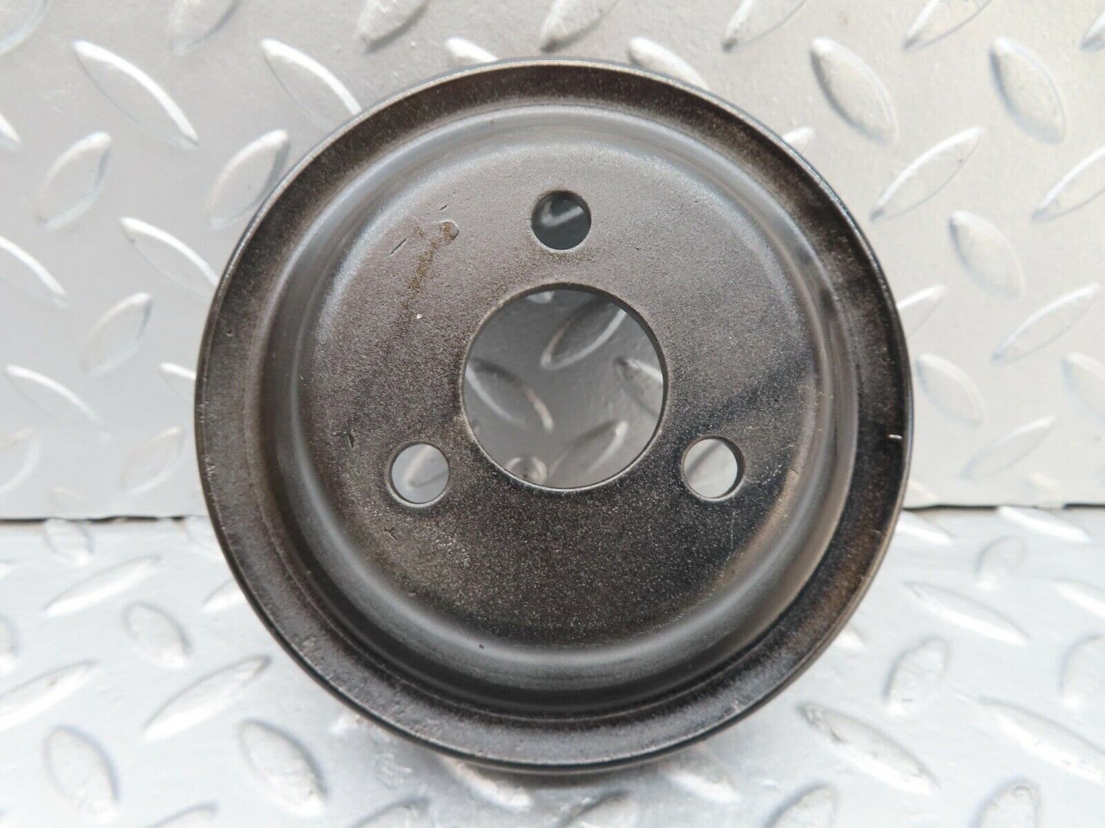 16432 Mercedes-Benz W124 260E Water Pump Pulley 1264600379