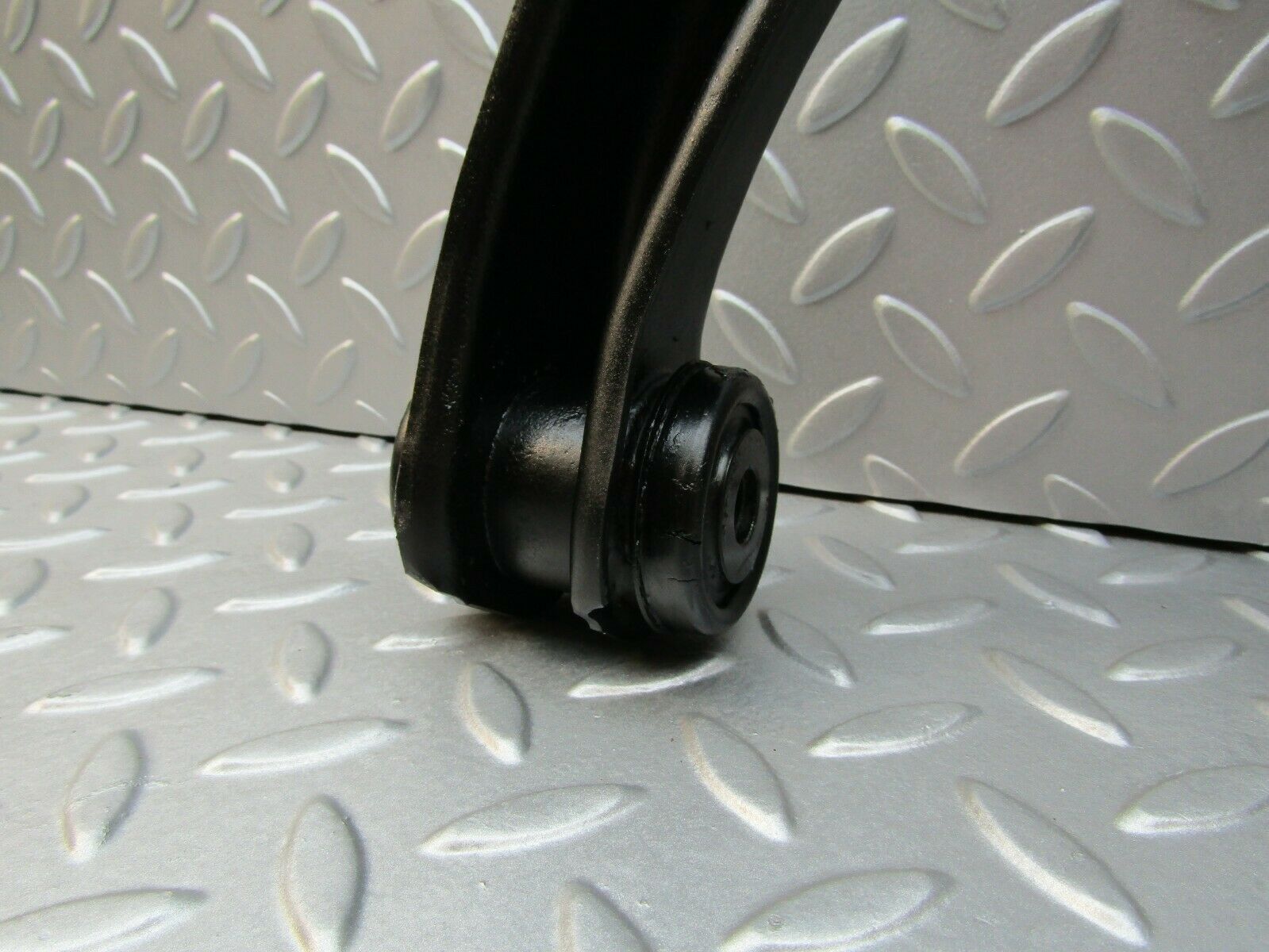 3345 Mercedes-Benz W115 220D Upper Control Arm Front Left