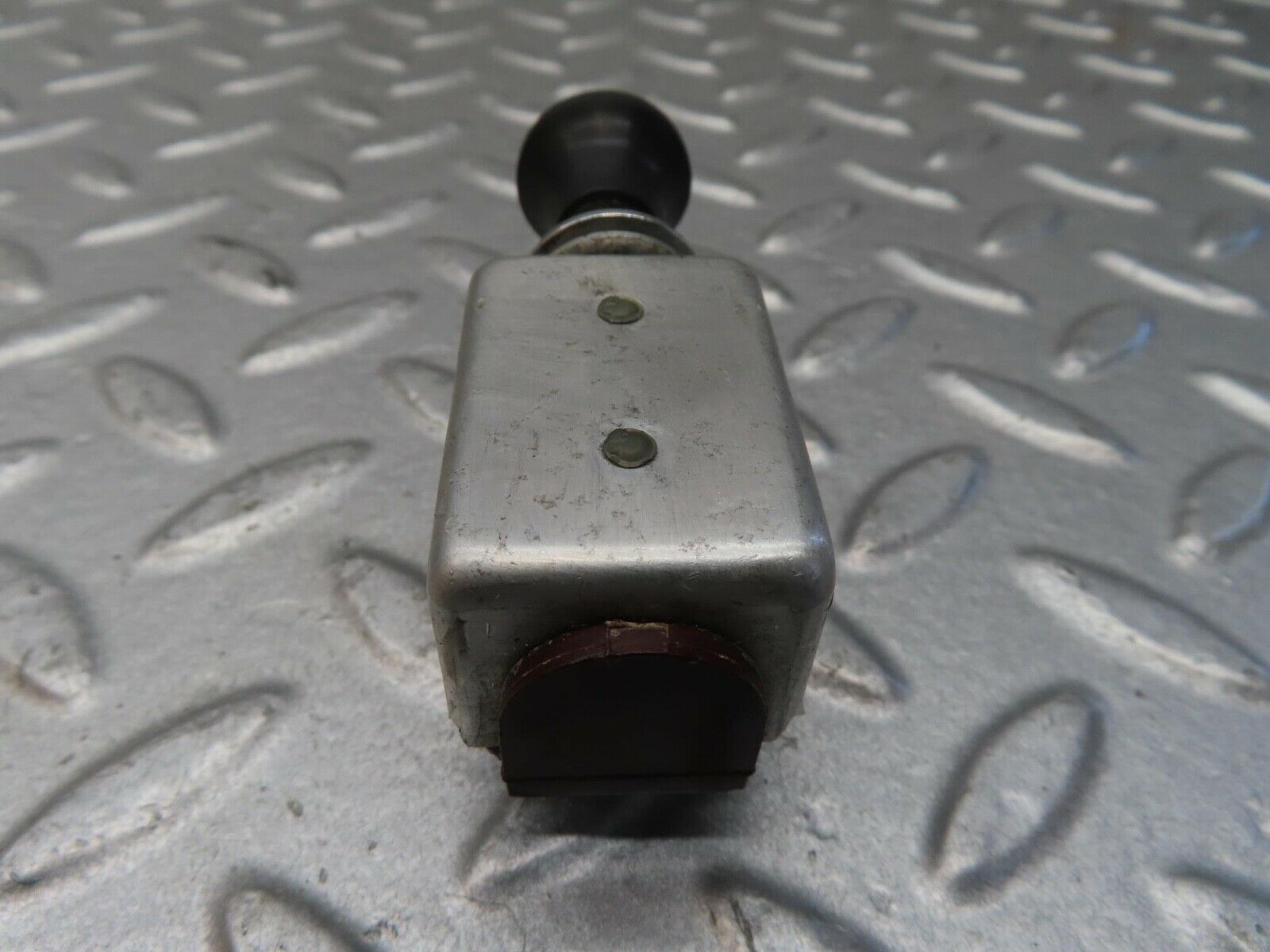 13255 Mercedes-Benz W111 220S Windscreen Wiper Pull Switch 461630