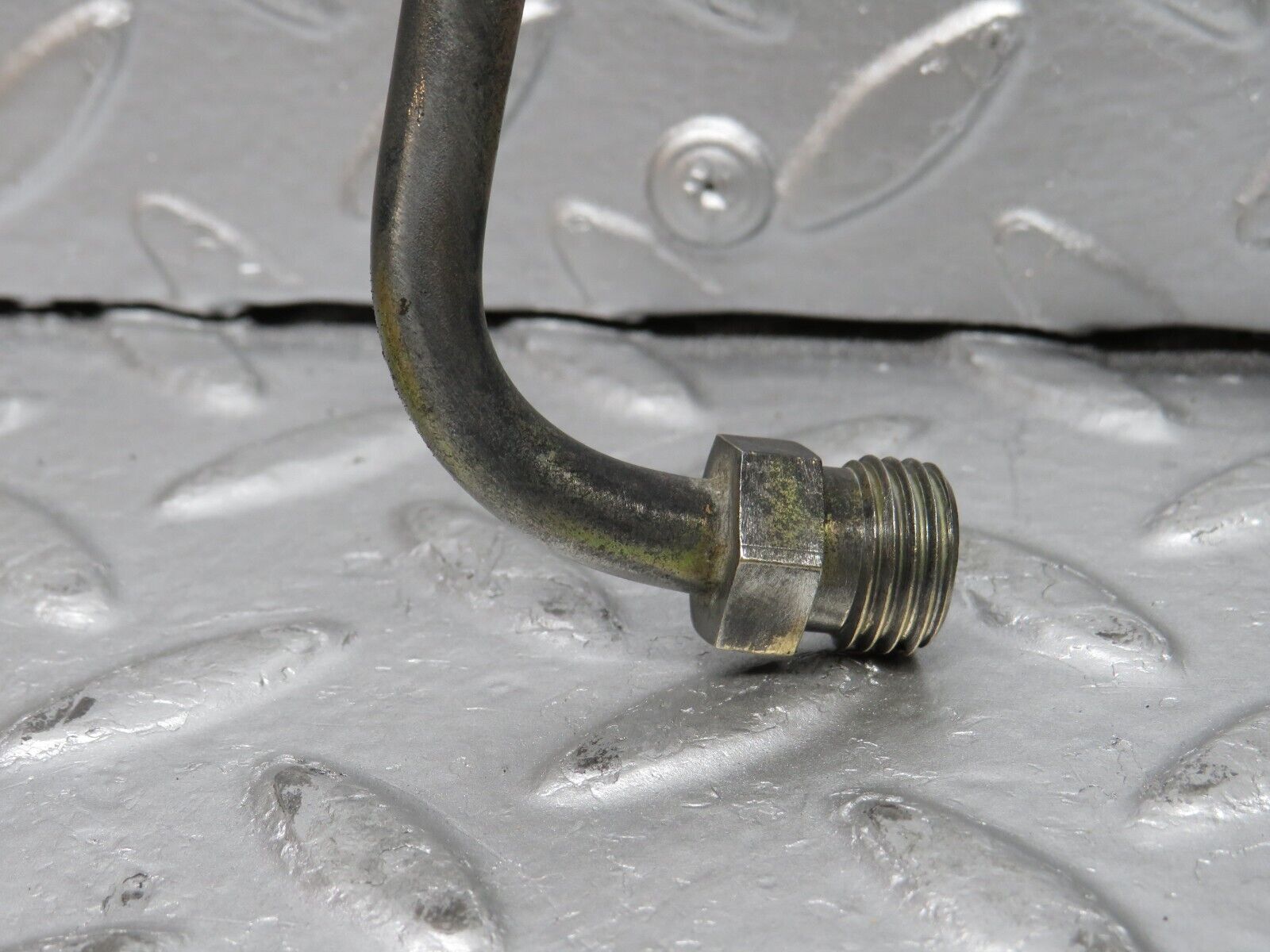 31505 Mercedes-Benz S124 220TE Wagon Fuel Hose Pipe