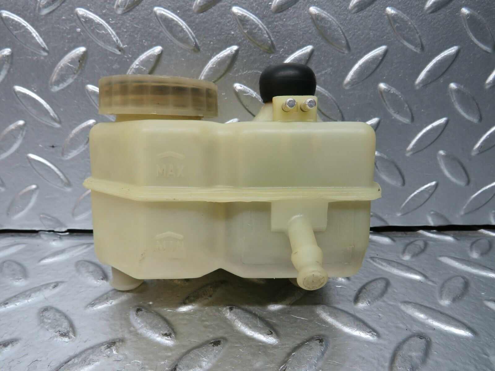 23217 Mercedes-Benz W116 350SE Brake Fluid Reservoir Tank