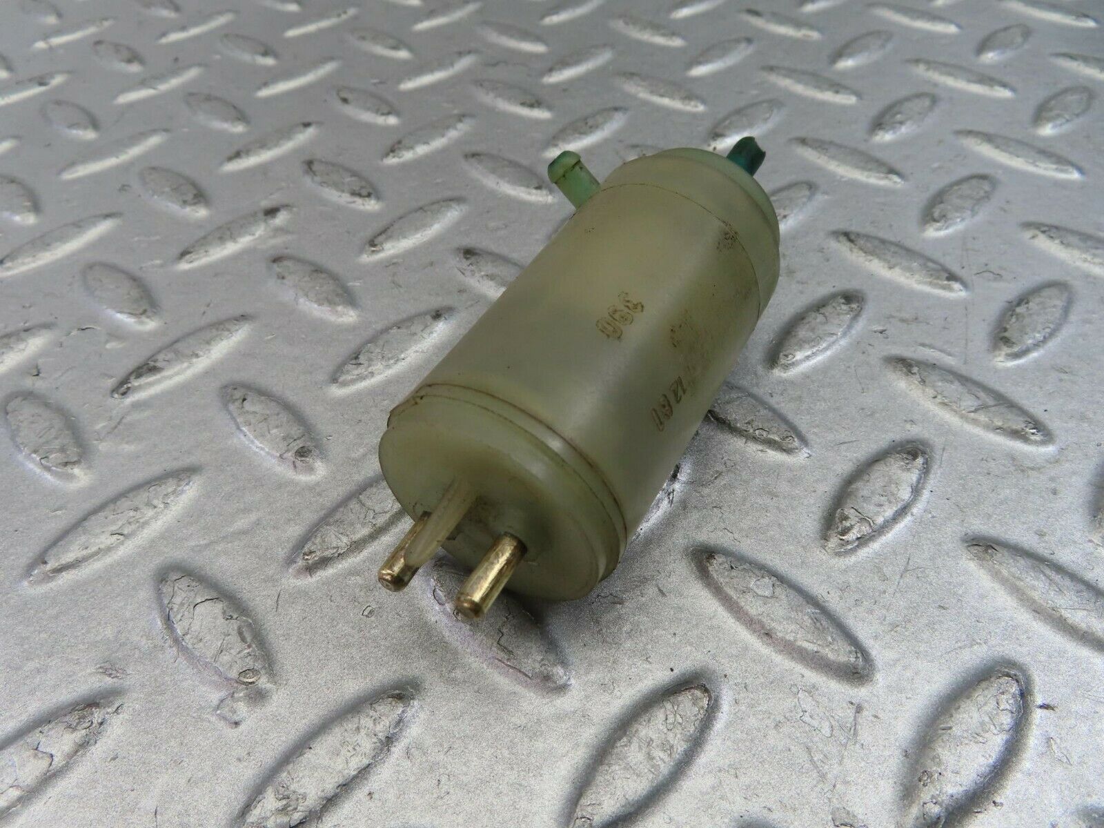 9772 Mercedes-Benz C123 280CE Coupe Windscreen Washer Pump