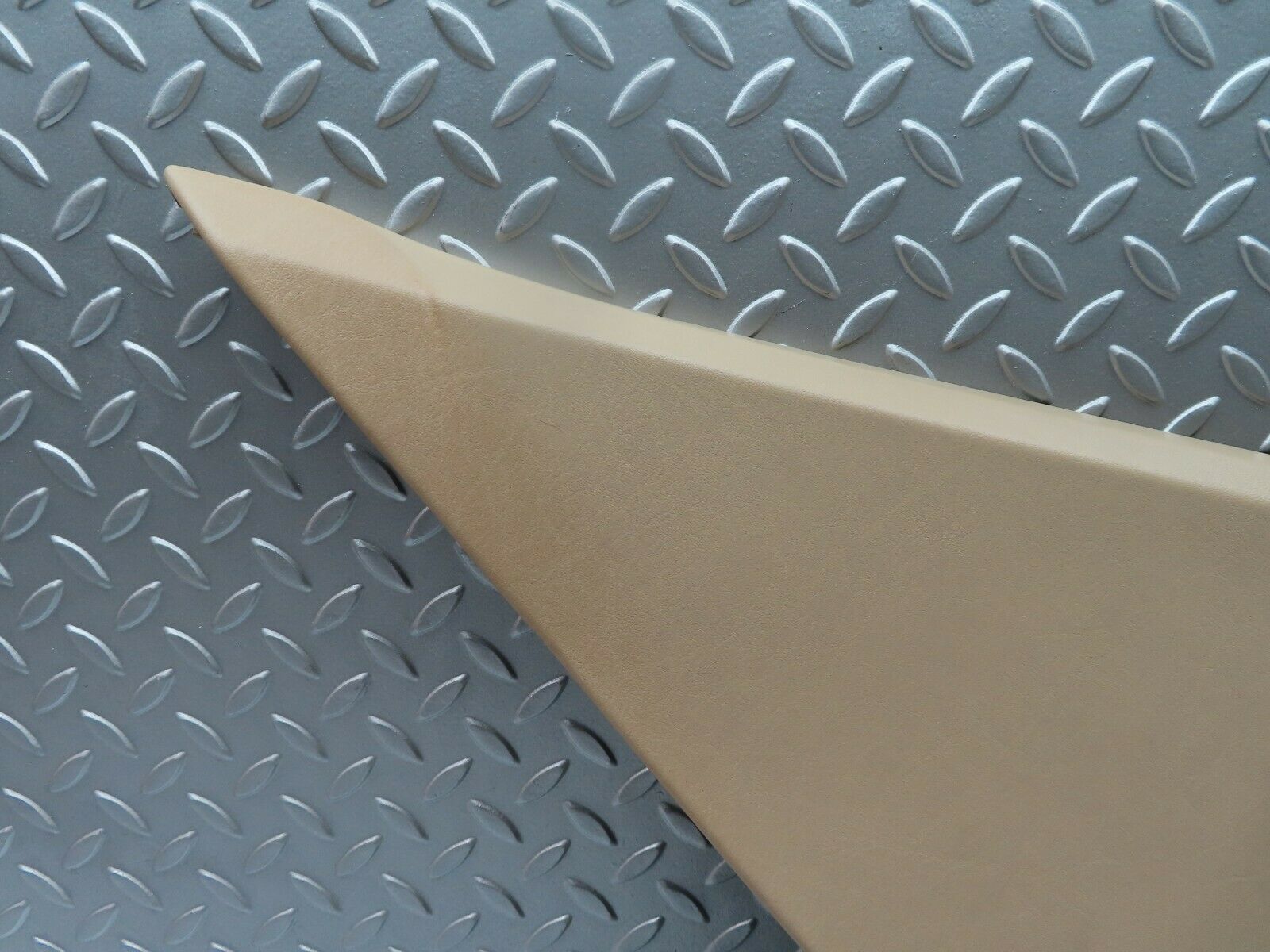 5448 Mercedes-Benz W124 230E C Pillar Panel Left 1246952744