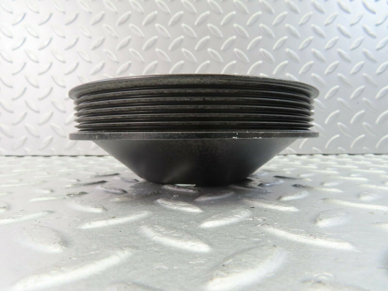 10576 Mercedes-Benz W201 190E Power Steering Pump Pulley 2014600479