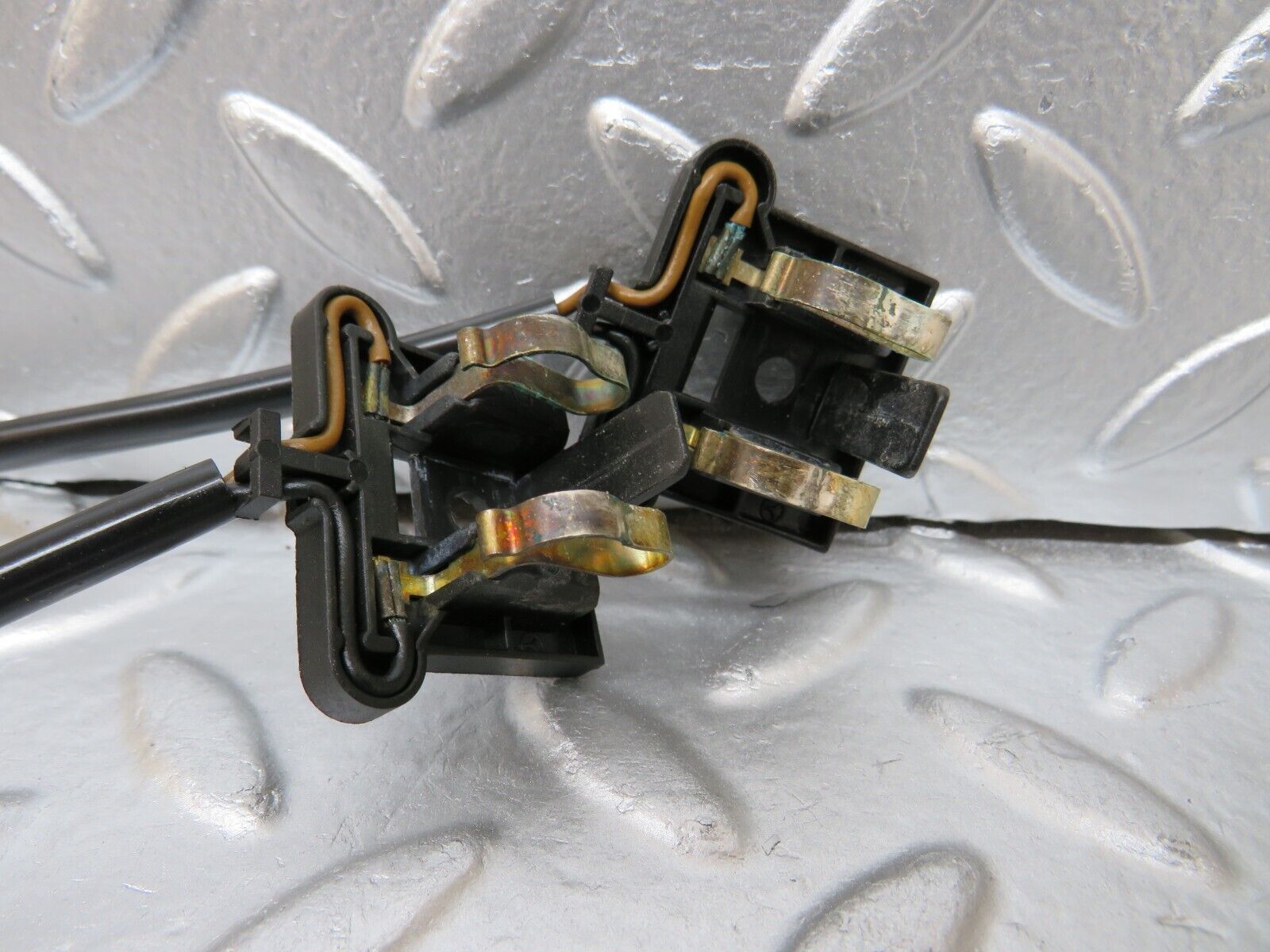 24957 Mercedes-Benz W140 S320 Sun Visor Lighting Contact Switch 2028101012