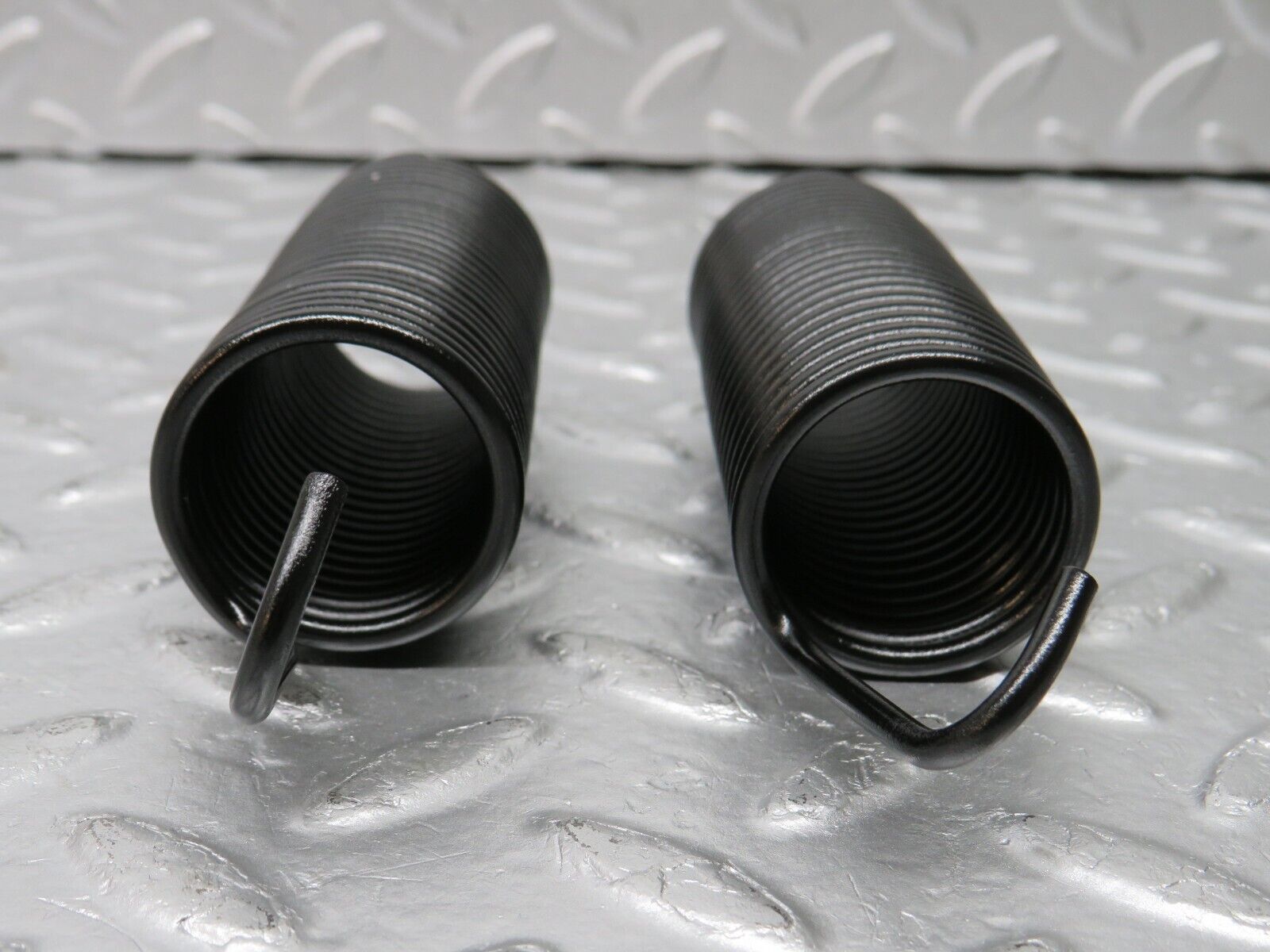 33785 Mercedes-Benz W201 190E 2.0L Trunk Lid Hinge Spring