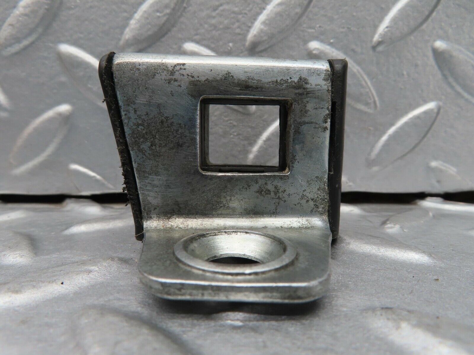 16453 Mercedes-Benz W124 260E Door Lock Latch