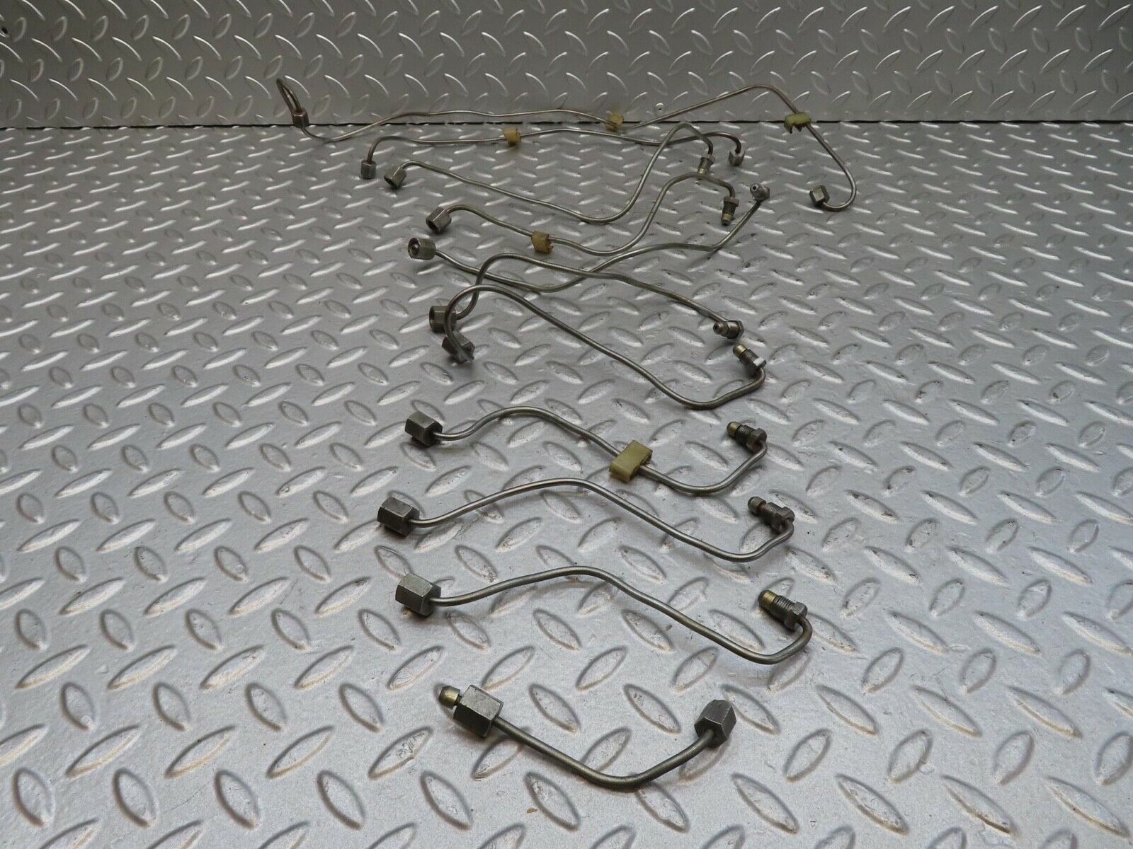 14388 Mercedes-Benz W116 350SE Fuel Line Hose Set