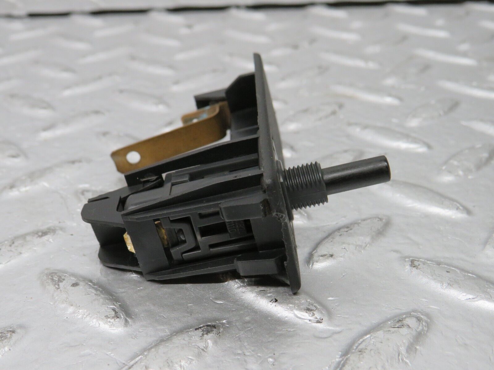 32156 Mercedes-Benz W123 230E Trunk Boot Light Switch 2018200211