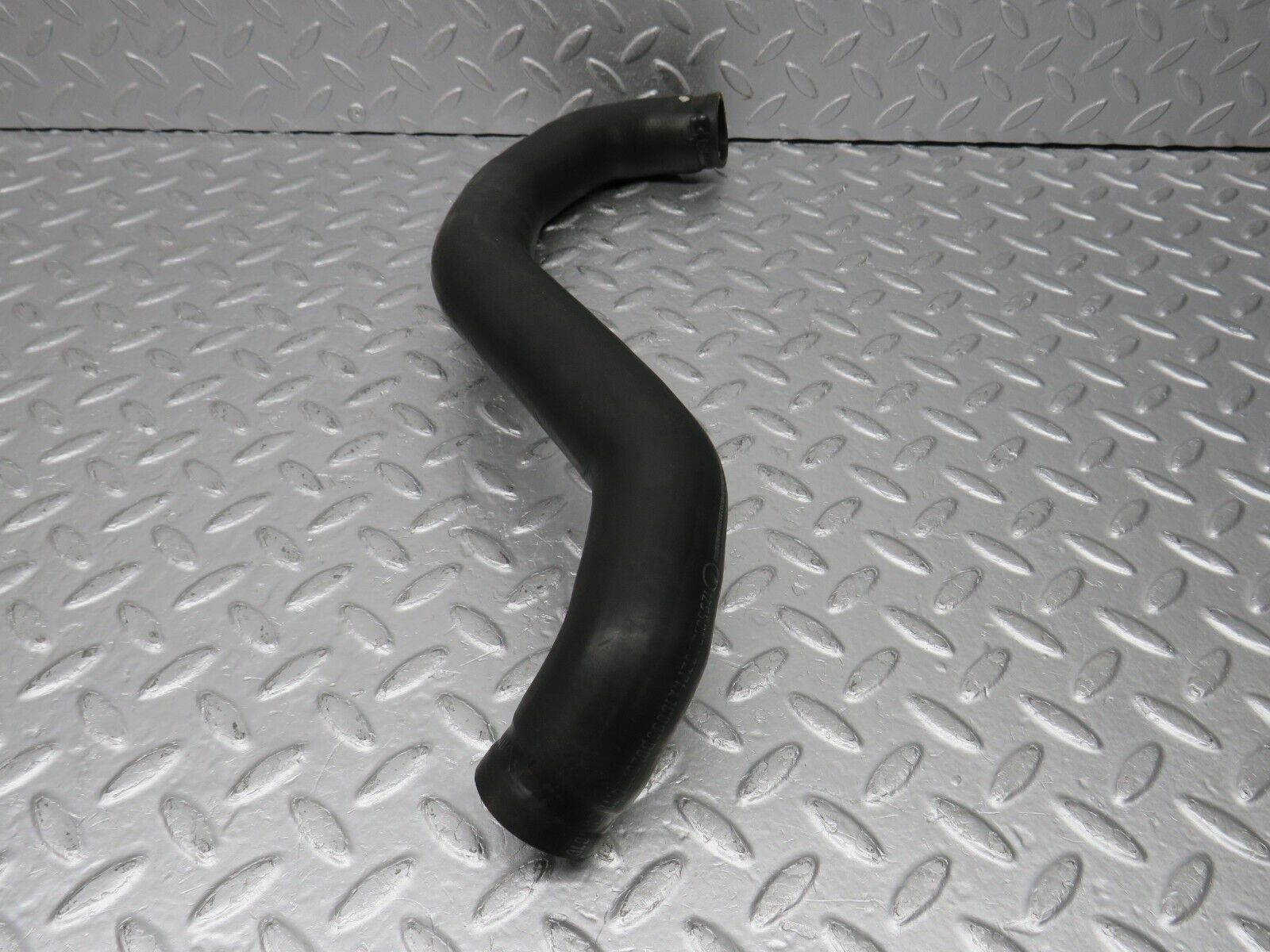 39588 Mercedes-Benz R129 320SL Coupe Radiator Lower Hose Pipe 1295012482