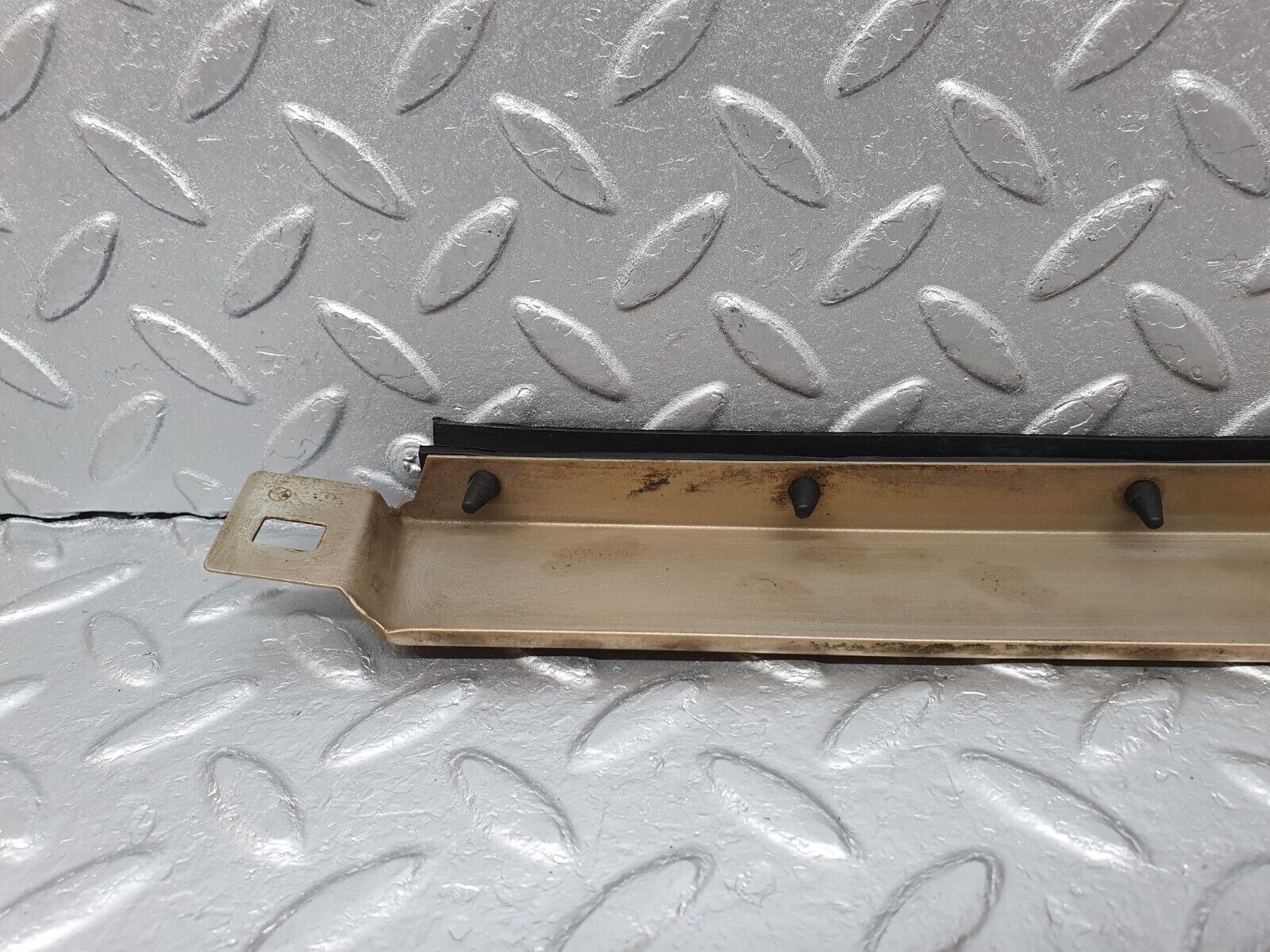 41487 Mercedes-Benz W124 200E Under Headlight Trim Left Side 1248850385