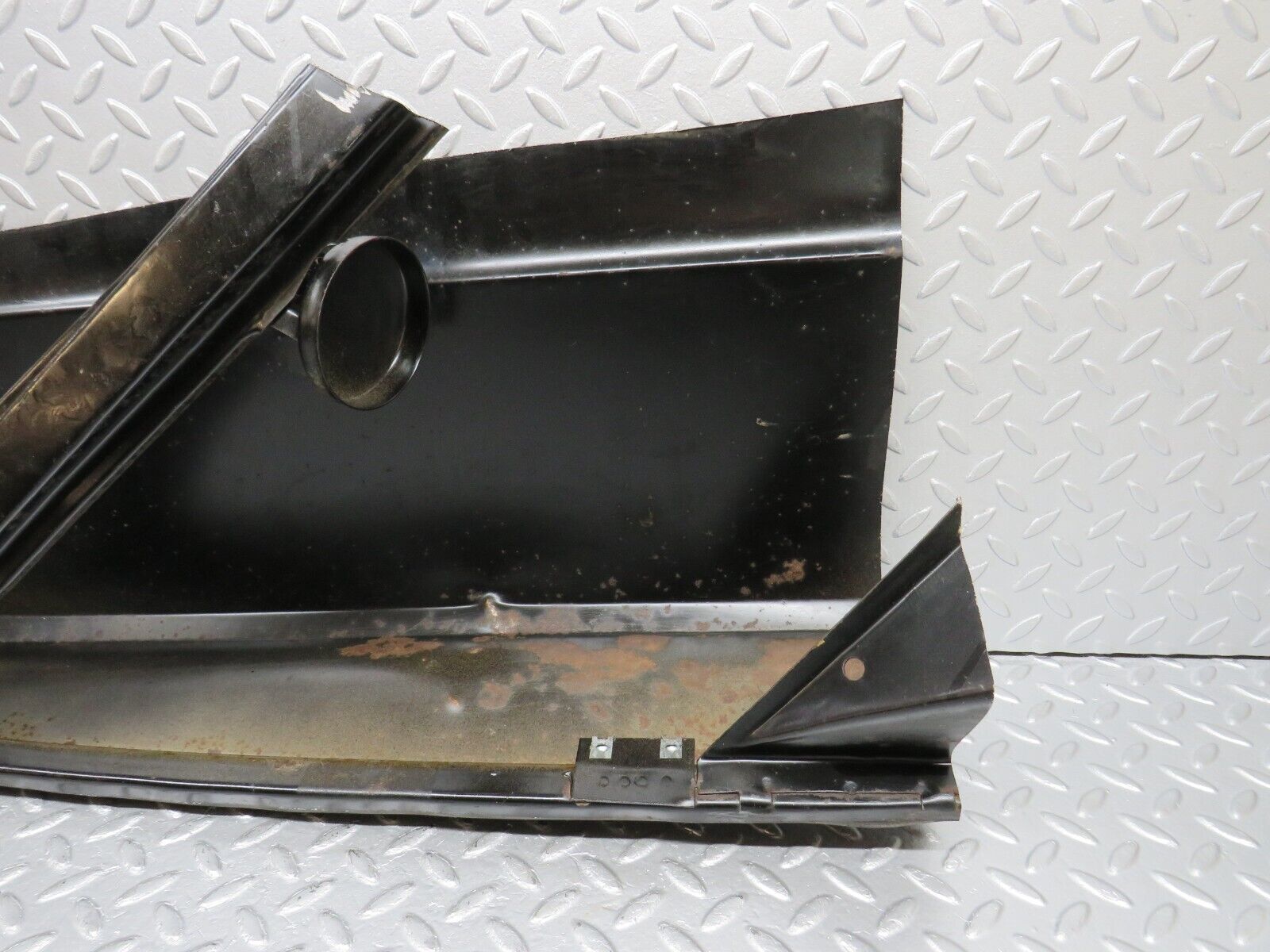 40532 Mercedes-Benz W110 230 Rear Right Fender Wing Body Panel