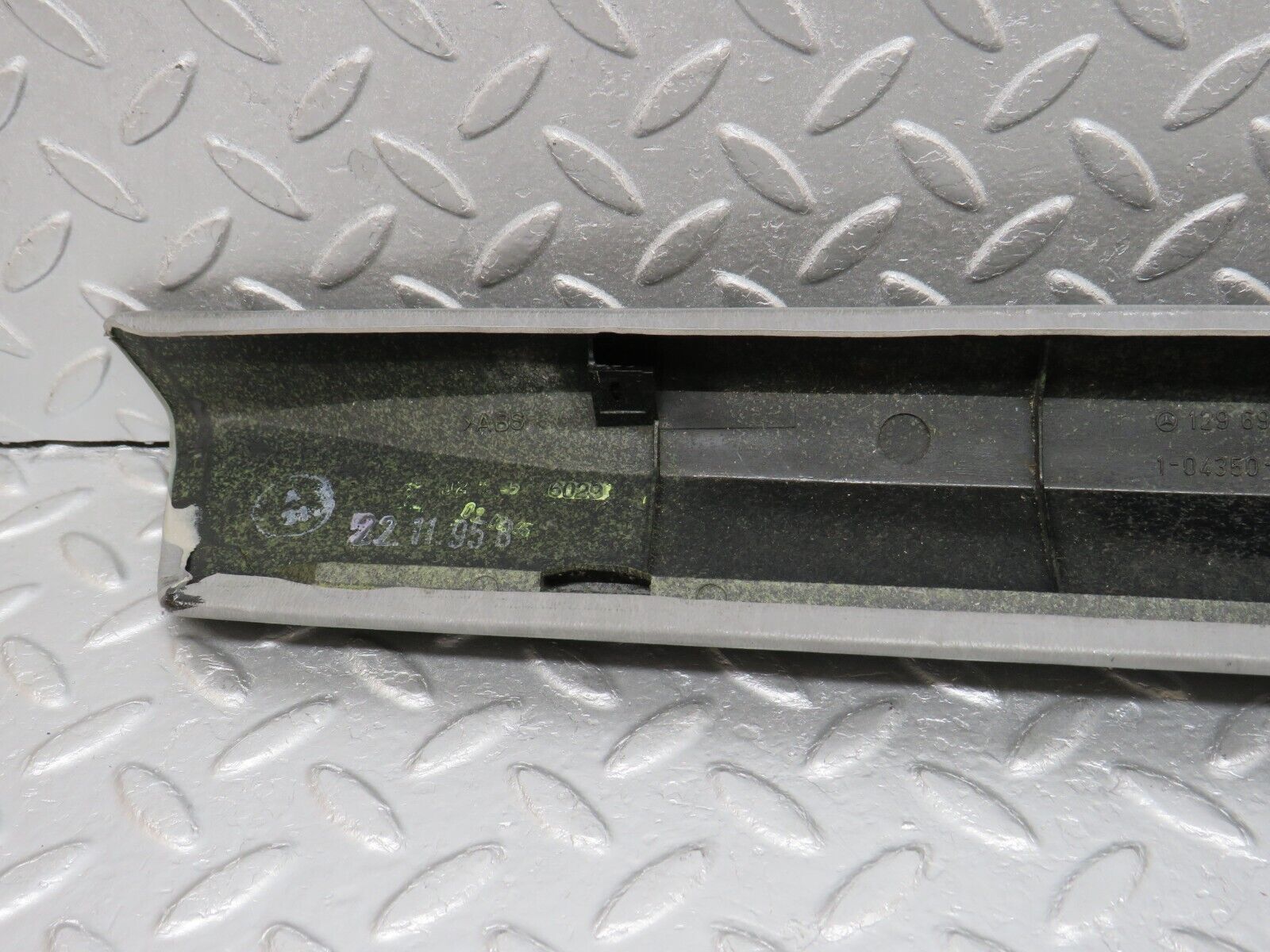 39357 Mercedes-Benz R129 320SL Coupe A Pillar Cover Left Side Grey 1296920189