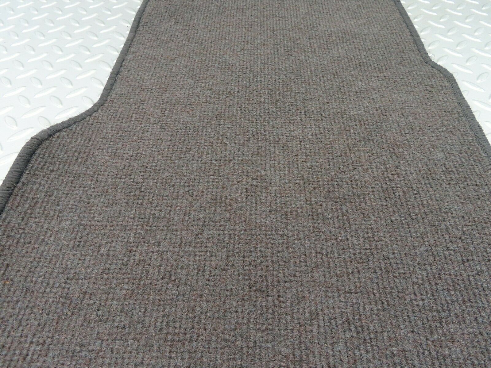 6654 Mercedes-Benz S124 E220 Wagon Front Left Passenger Side Floor Carpet