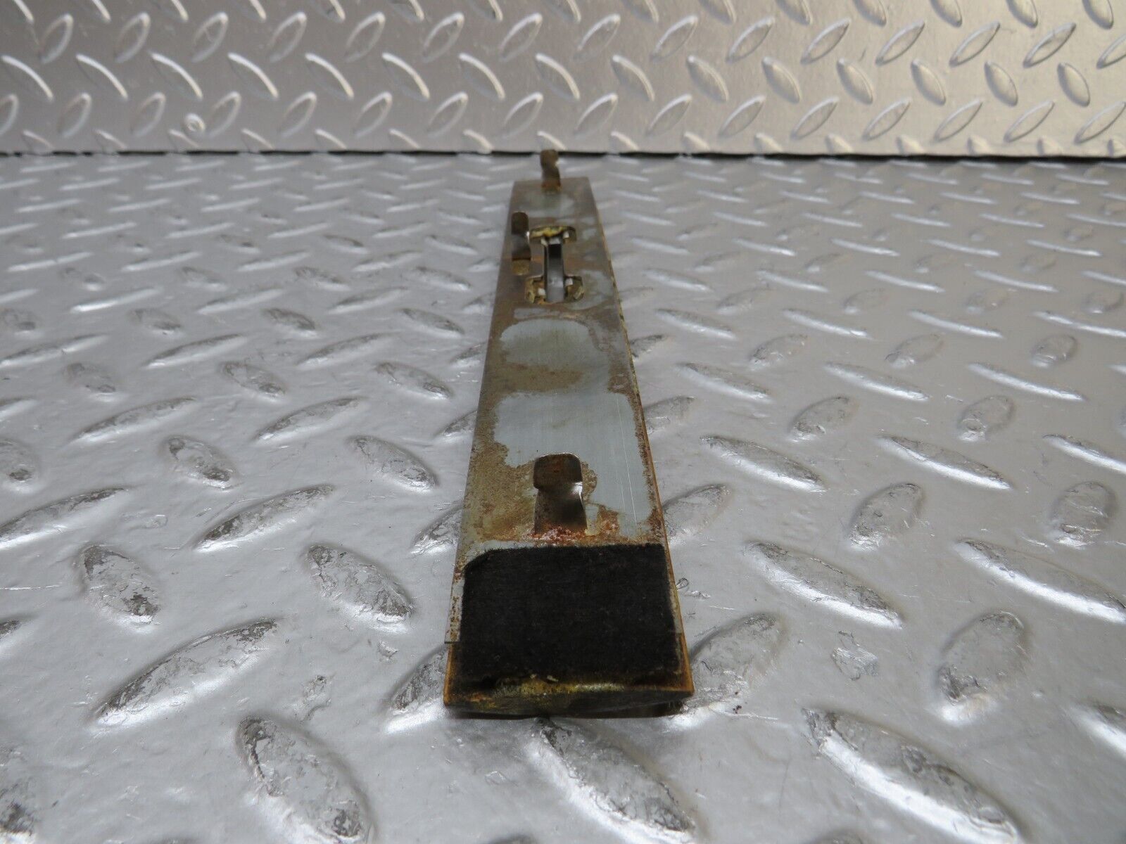 26897 Mercedes-Benz W123 240D Dashboard Wood Trim