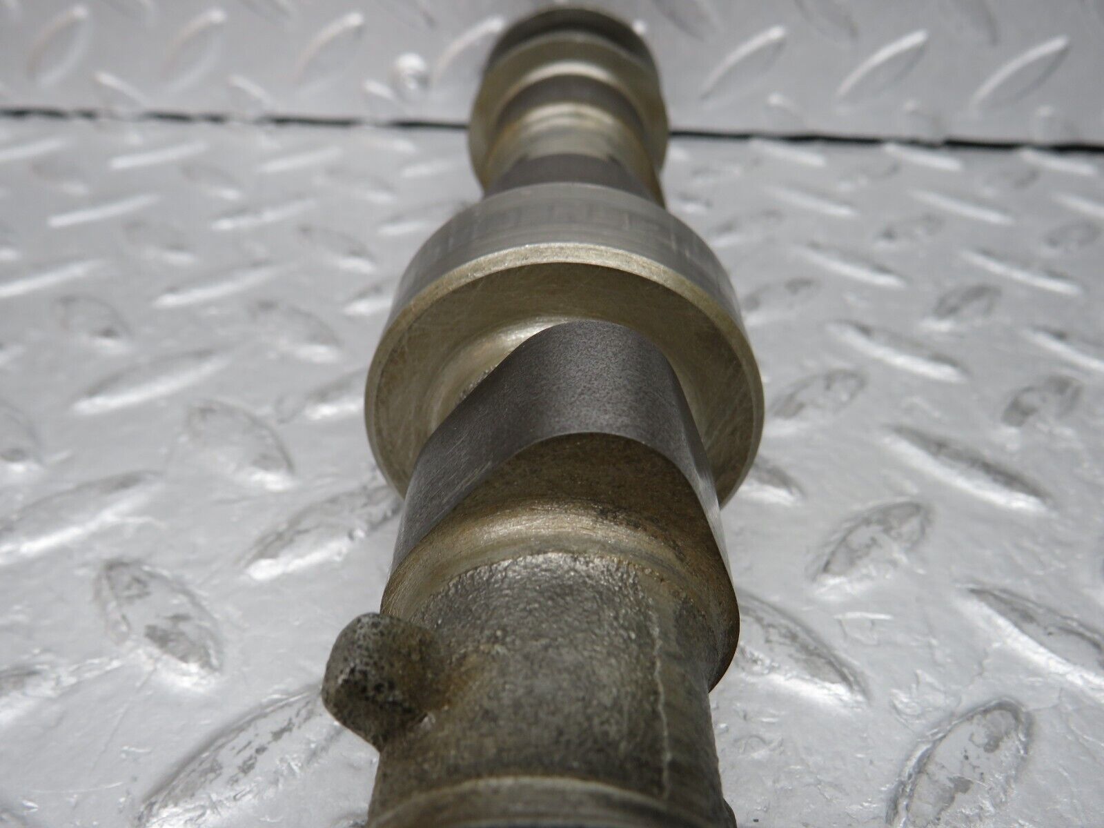 37135 Mercedes-Benz C126 420SEC Coupe Camshaft Left Side 11710