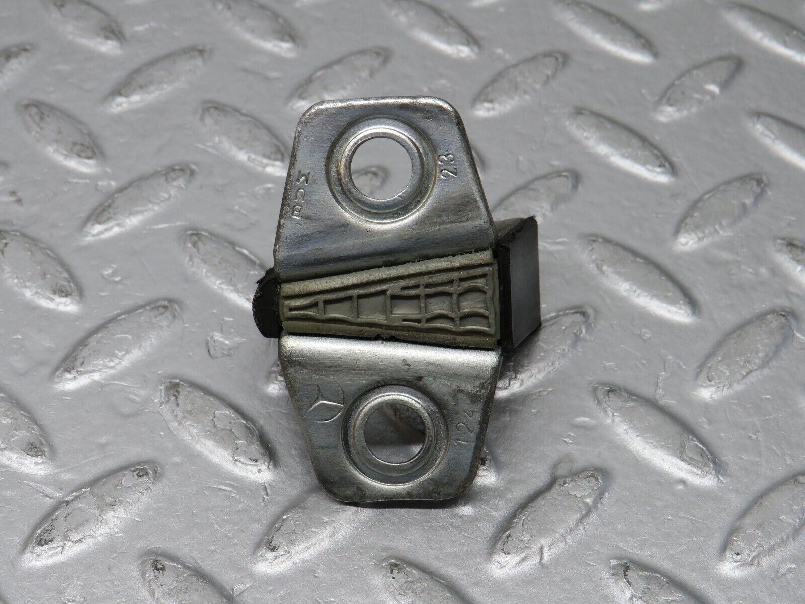 38859 Mercedes-Benz W201 190E 2.6L Door Lock Latch