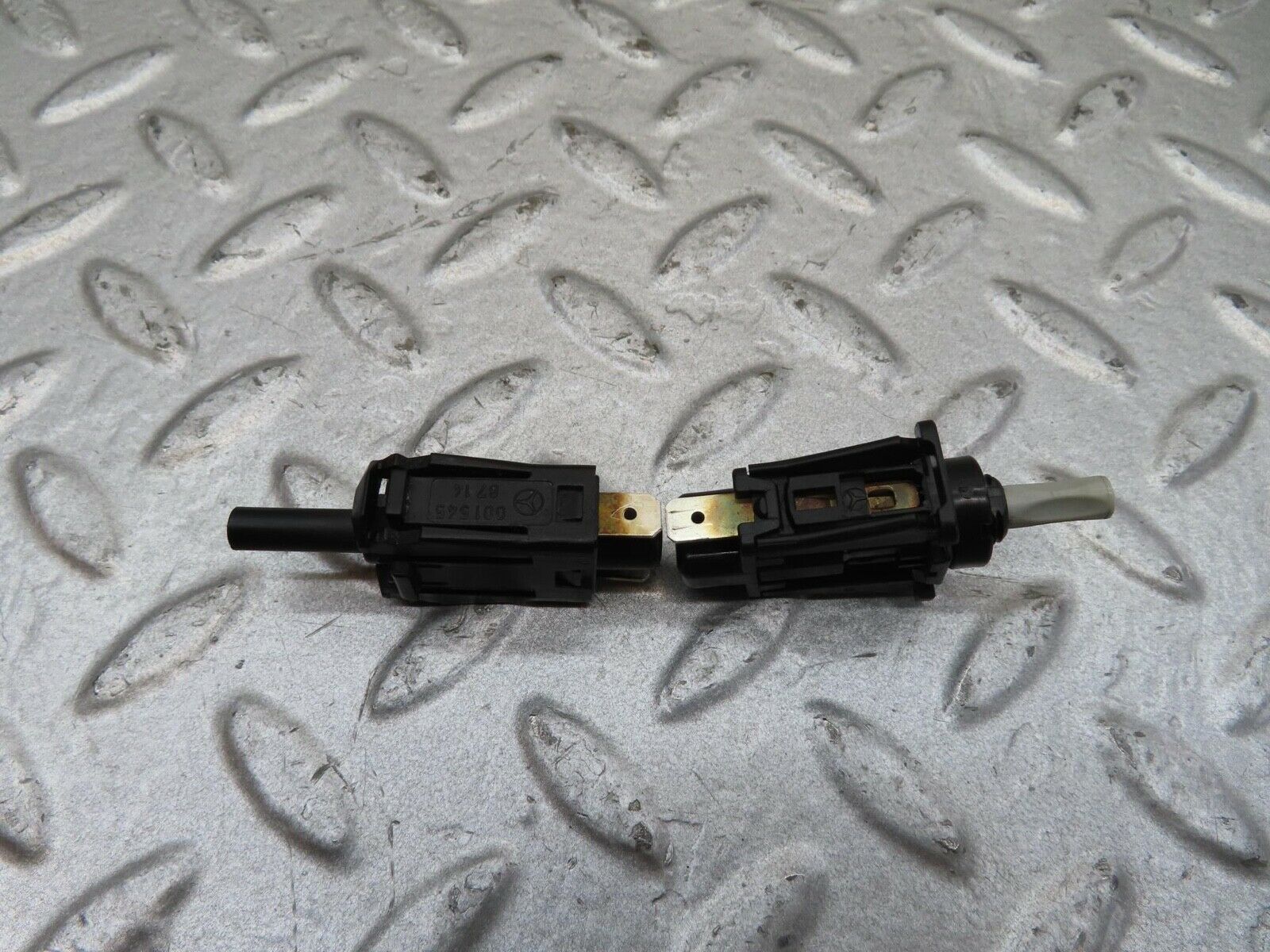 14730 Mercedes-Benz W201 190E Door Contact Switch Glove Box Light Switch