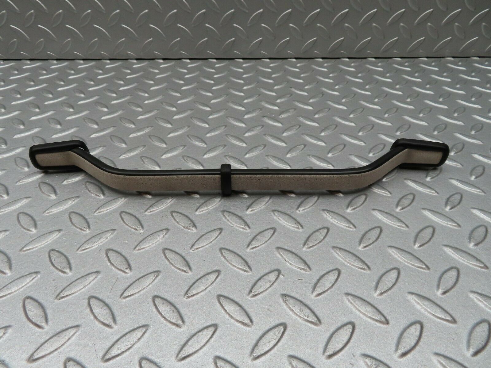 3876 Mercedes-Benz S123 200T Wagon Interior Roof Grab Handle Rear